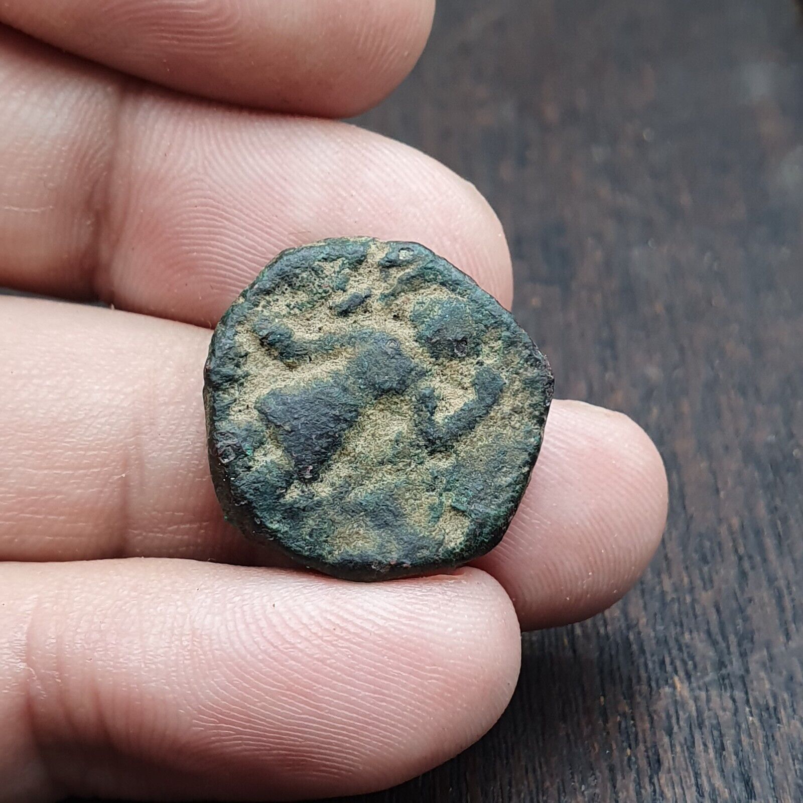 ANCIENT GREEK ROMAN BYZANTINE KUSHAN Coin Green Patina coin CN-8y