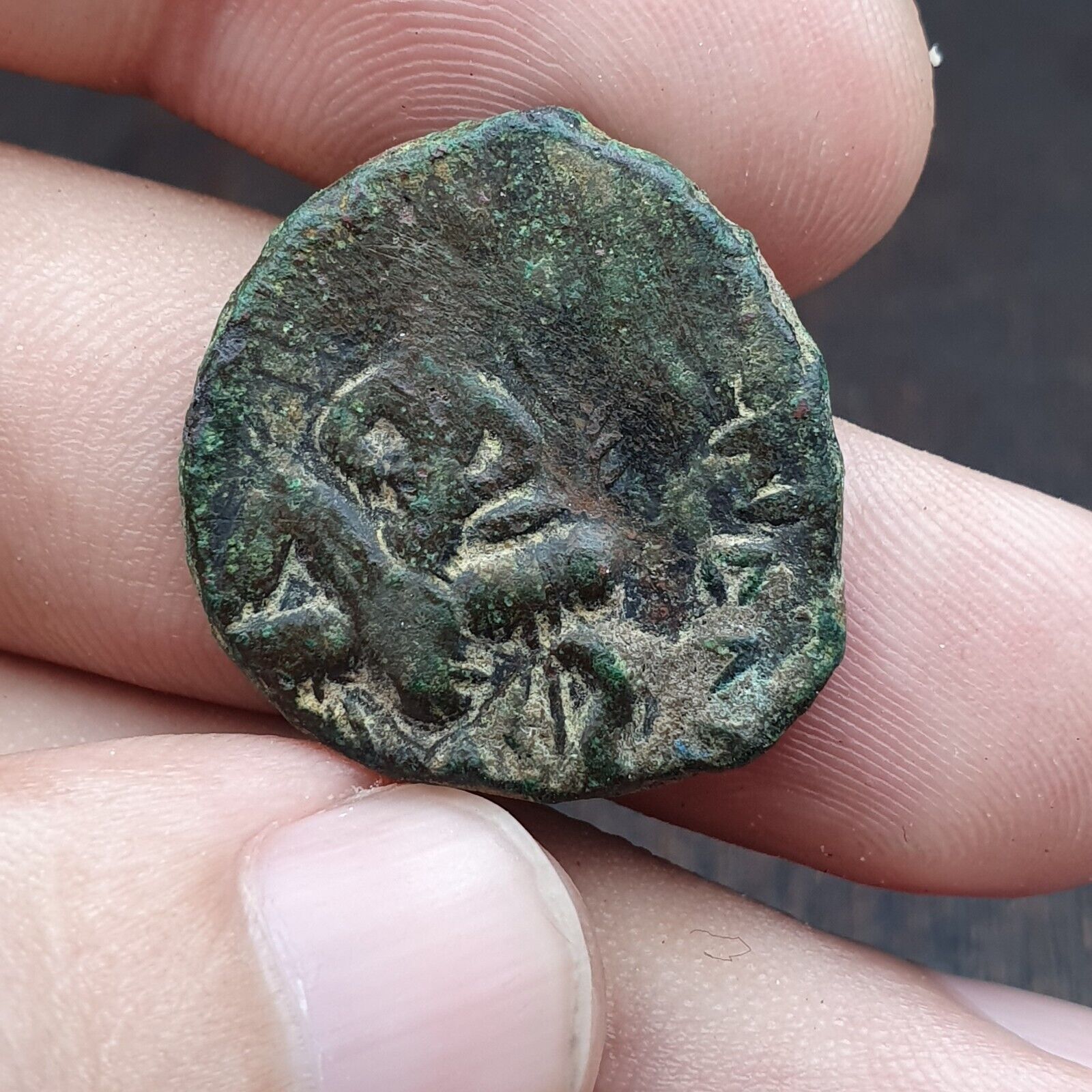 ANCIENT GREEK ROMAN BYZANTINE KUSHAN Coin Green Patina coin CN-7y