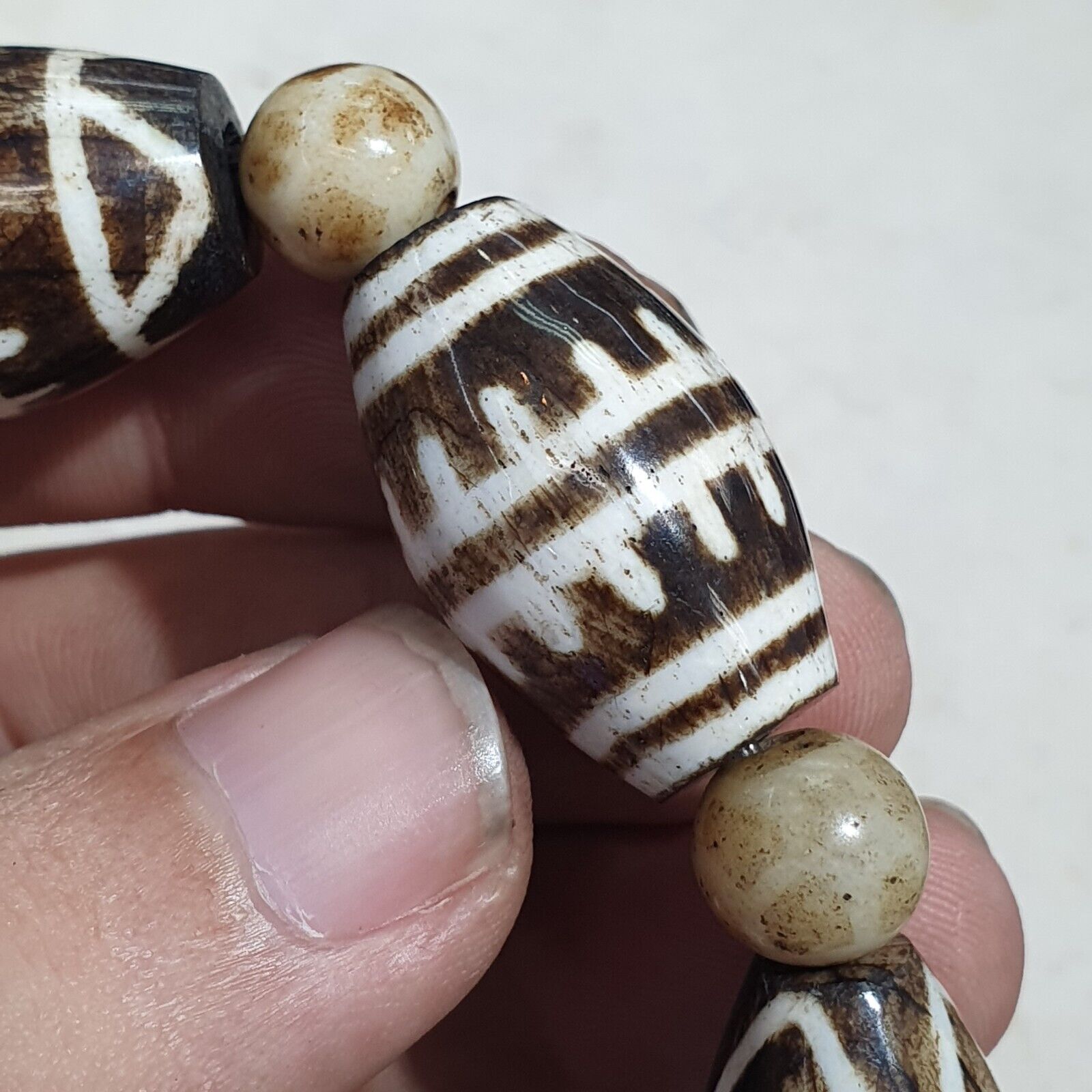 Lot 14 South Asian Old Pumtek pyu beads petrified Wood Stone beads Bracelet