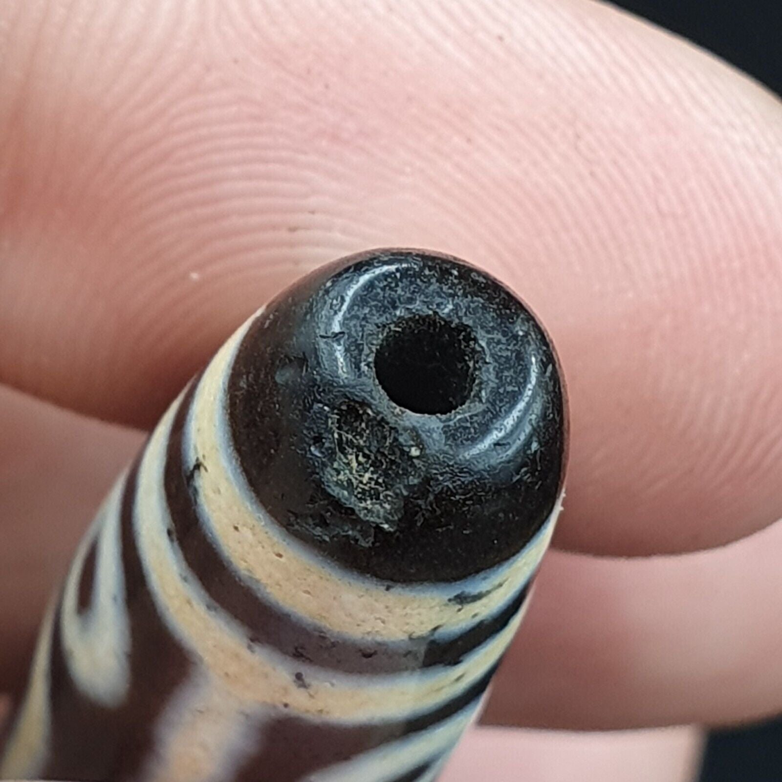 Tibetan Dzi Old White Grey Agate Bead " 9 Eyes " Amulet Pendant Necklace TBA-2