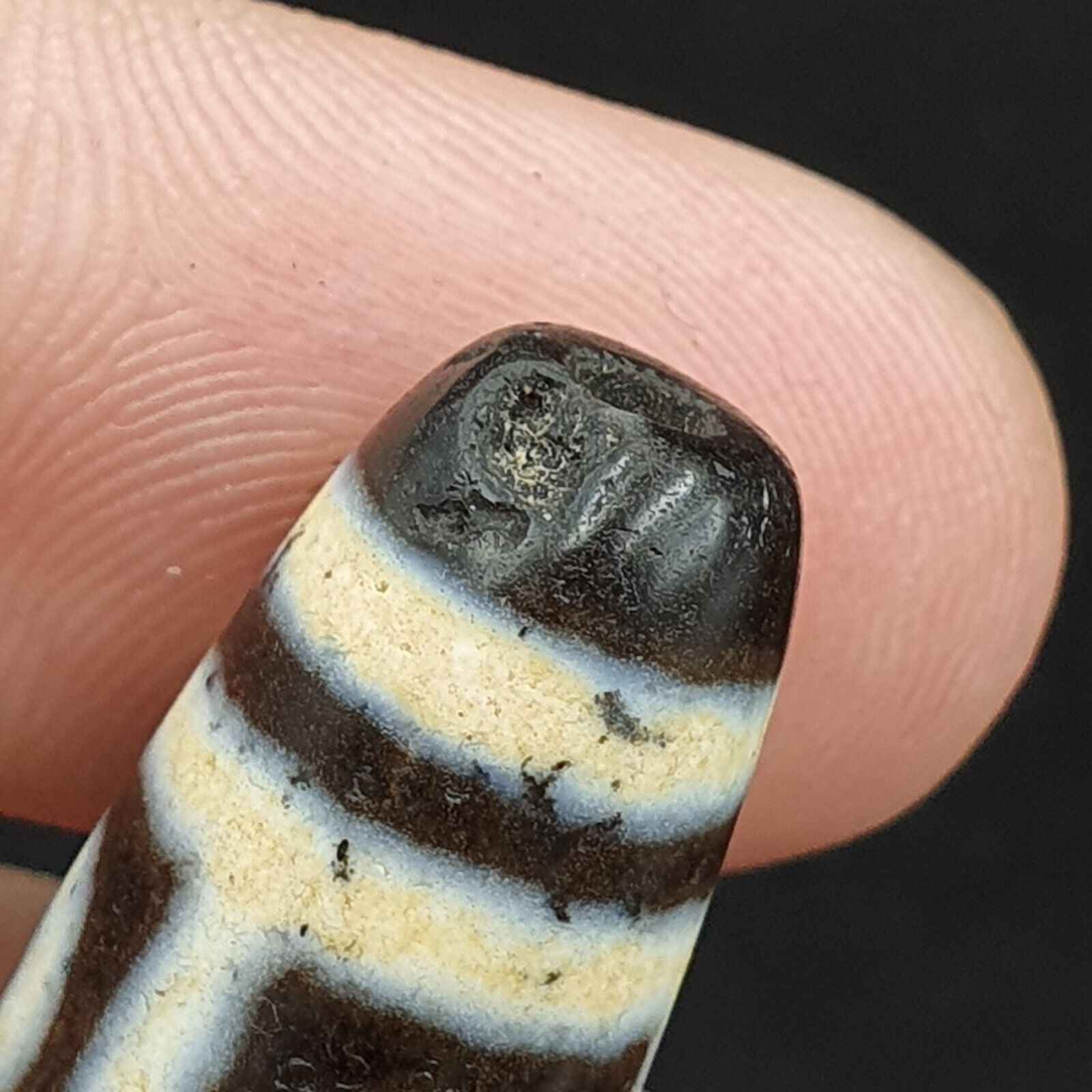 Tibetan Dzi Old White Grey Agate Bead " 9 Eyes " Amulet Pendant Necklace TBA-2