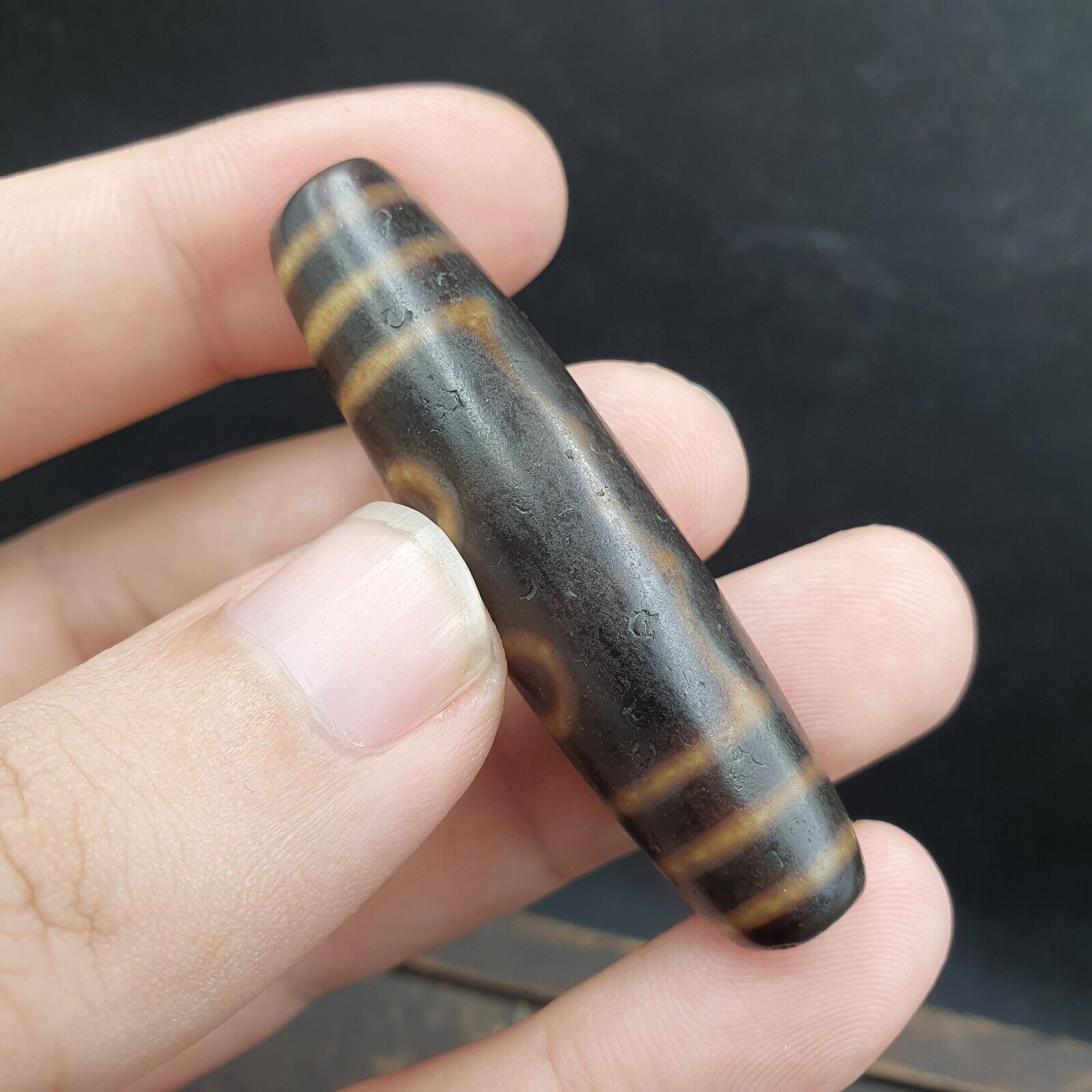 Old Indo Tibetan Agate 5 Eyes in 6 lines Agate stone Dzi Bead Amulet