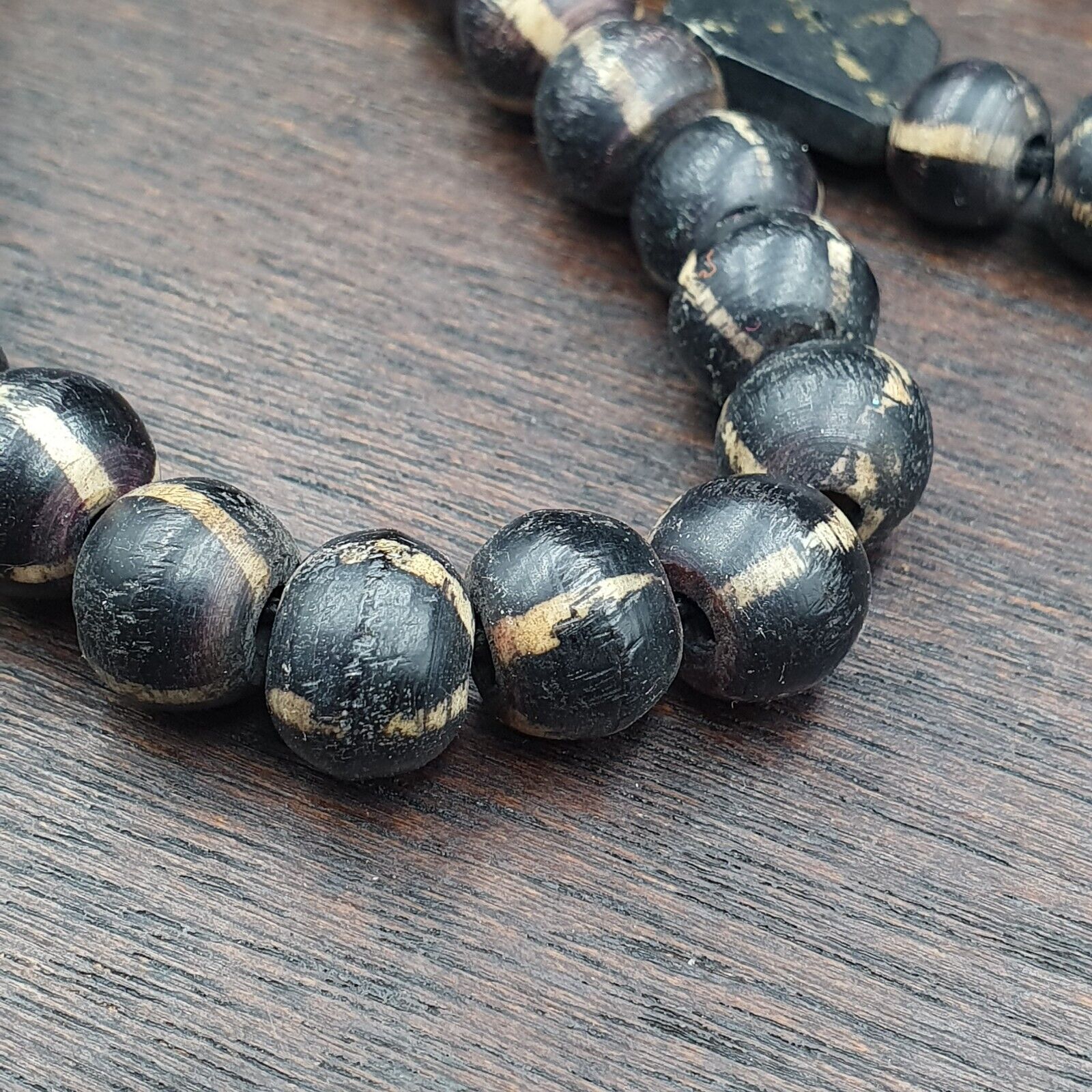 Asian Burmese Old Pumtek petrified Wood  beads Long necklace rare pattern