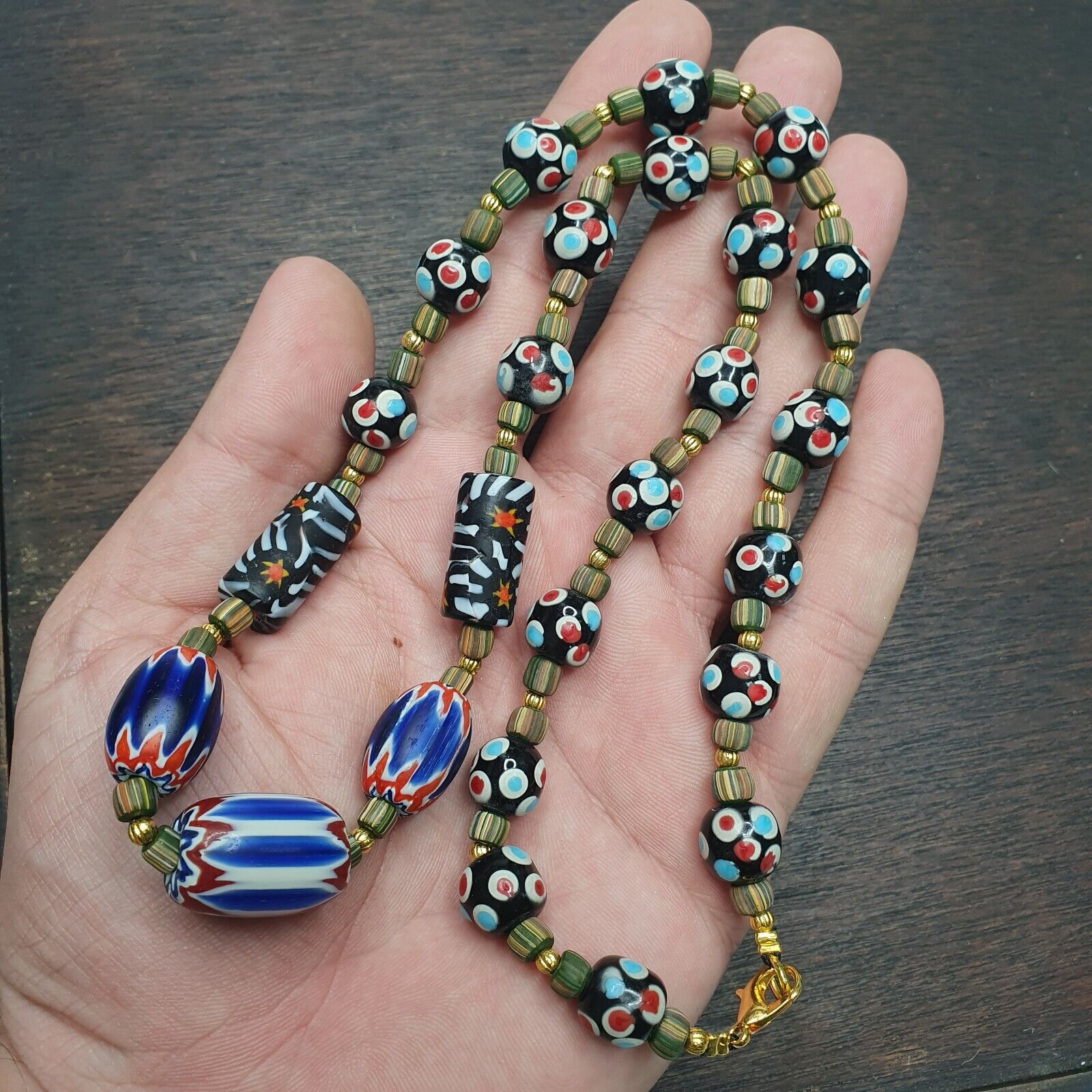 Vintage Venetian Style Chevron Feather Skunk Mix Glass Beads Necklace MX-75