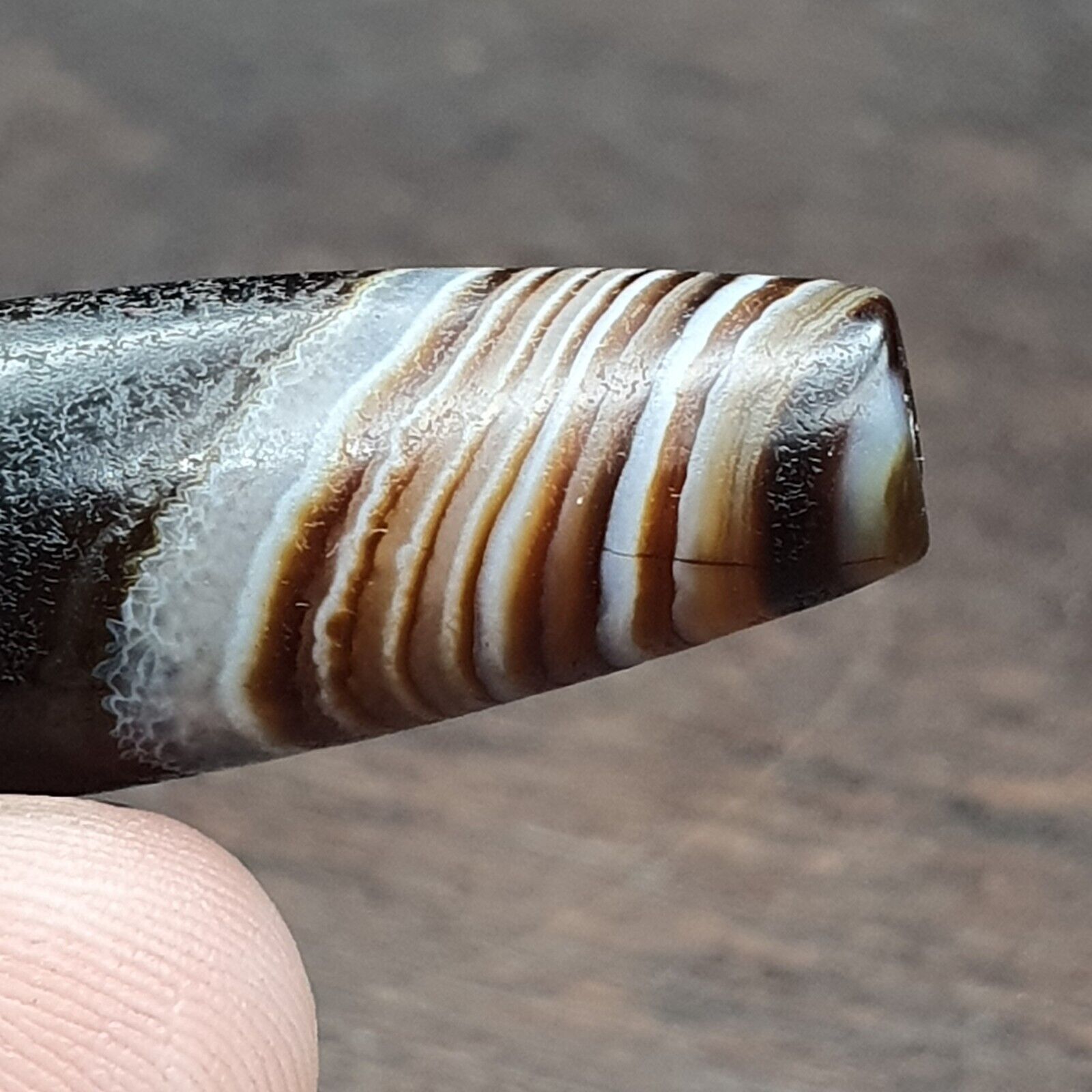 Antique Old Yemeni Agate Natural Rare pattern Banded Agate Bead 47.4mm BD-132