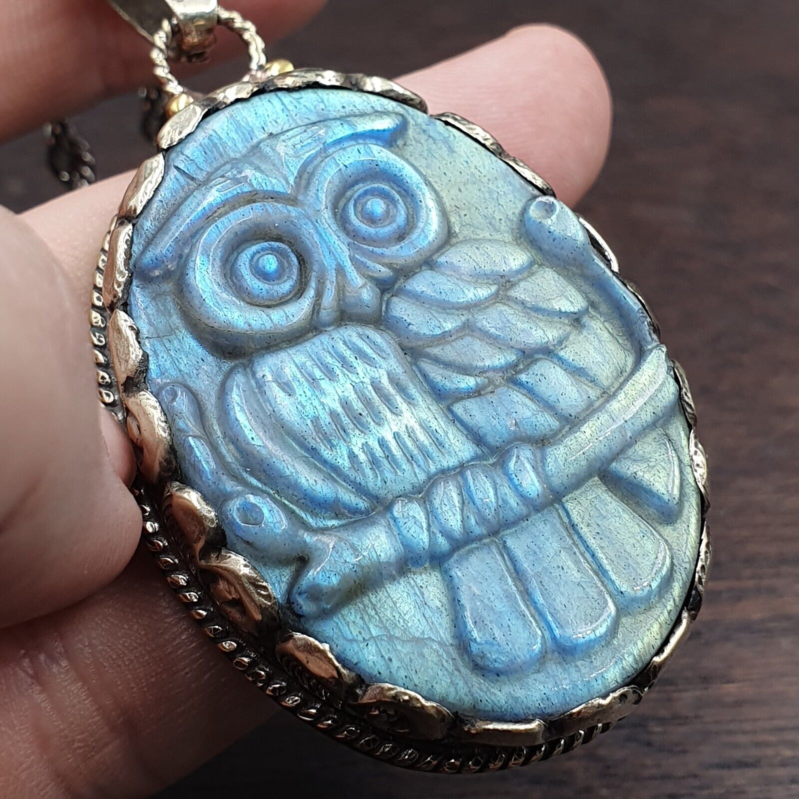 BIG MEN'S VINTAGE Natural Blue Fire Carving Labradorite Owl Figurine Necklace 3