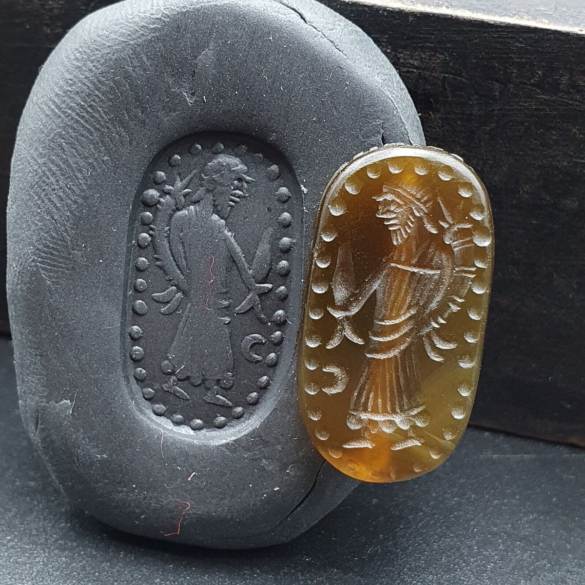 Red AGATE Scarab SEAL BEAD King Intaglio Stamp Seal Bead