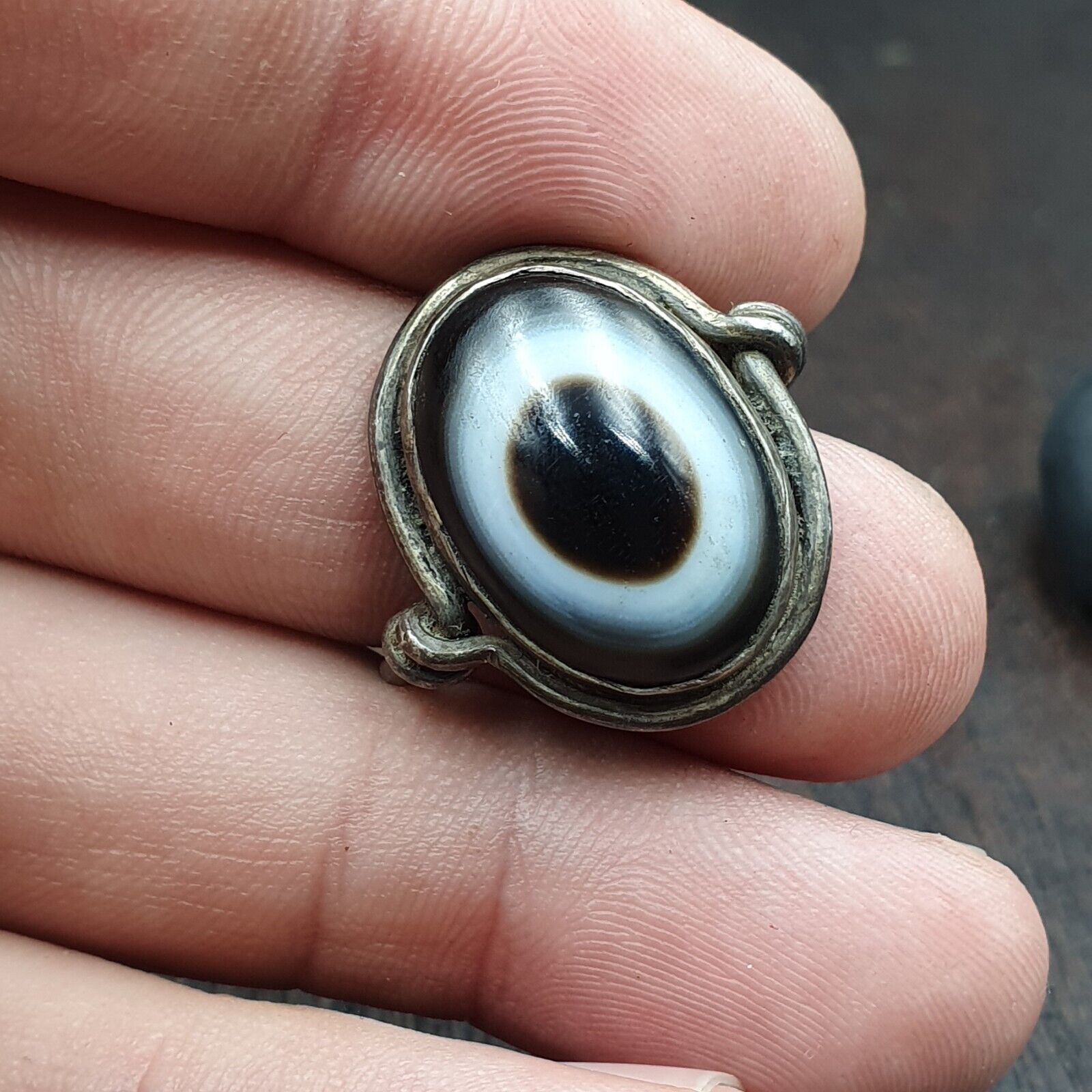 Antique Tibetan Luk Mik Eye Agate Stone 925 Sterling Silver Ring