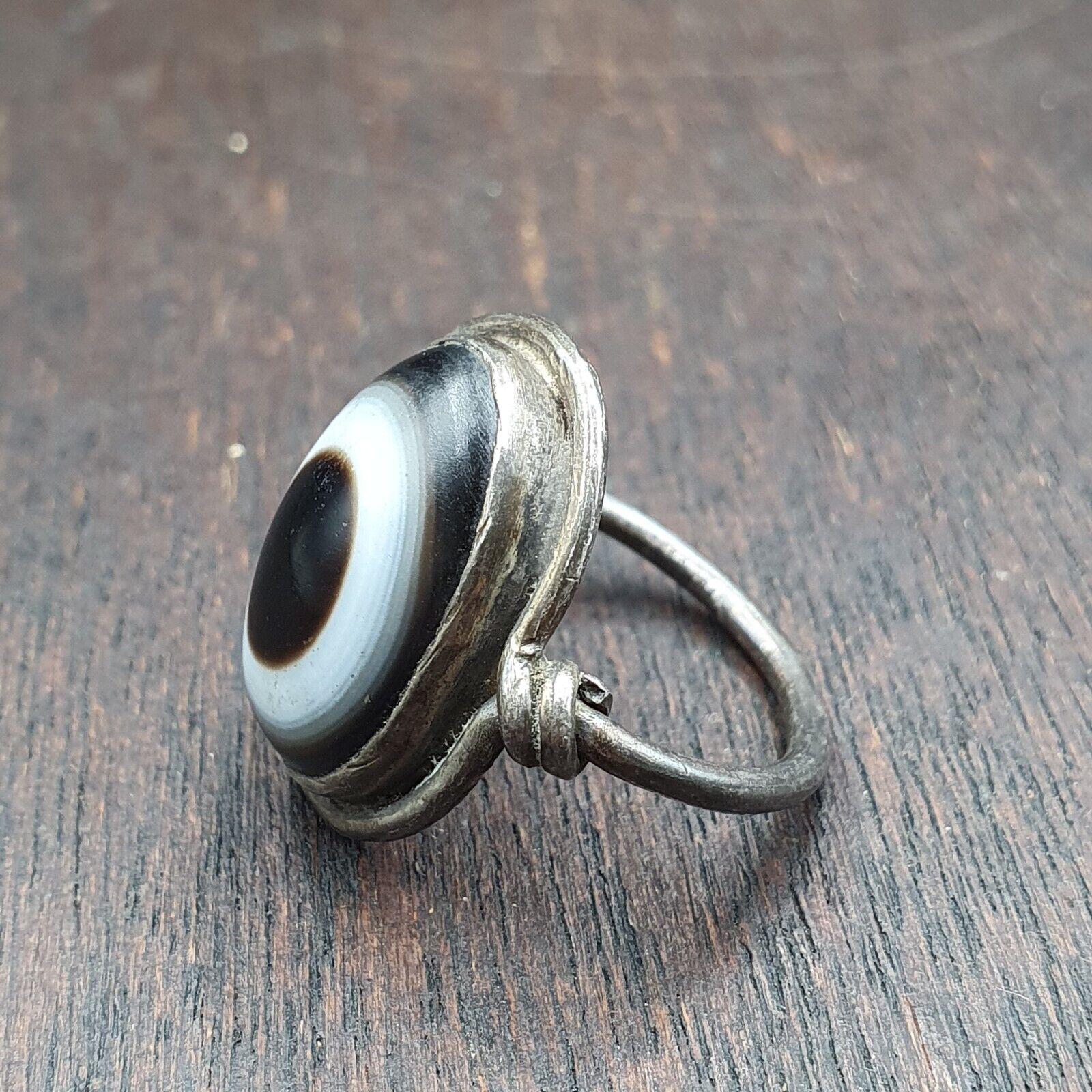 Antique Tibetan Luk Mik Eye Agate Stone 925 Sterling Silver Ring