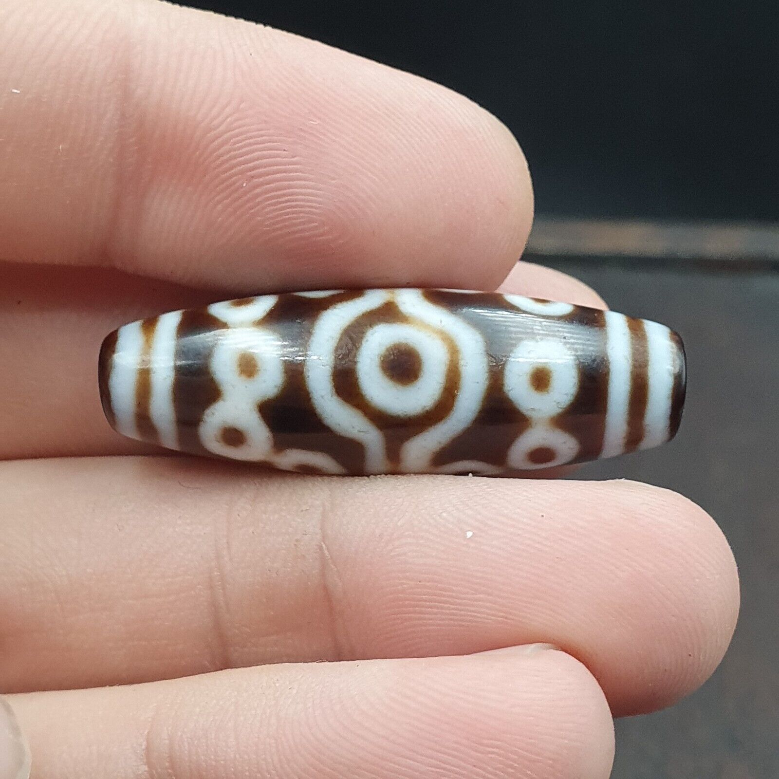 Vintage Old Himalayan Indo Tibetan 15 Eyes Agate Beads Unique pattern