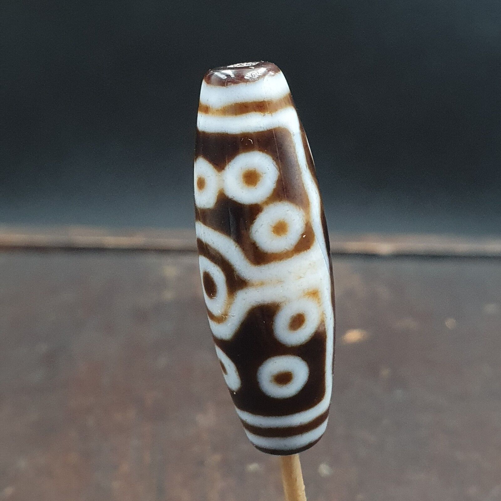 Vintage Old Himalayan Indo Tibetan 15 Eyes Agate Beads Unique pattern