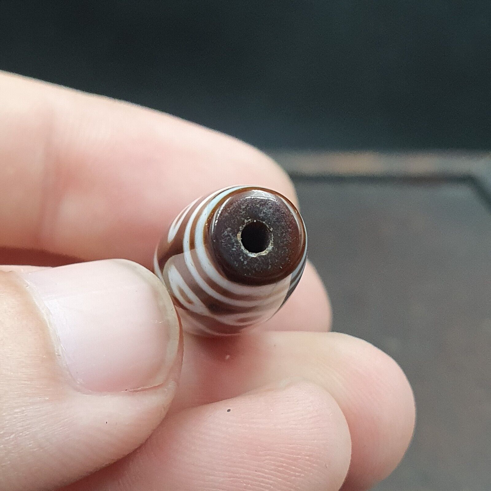 Vintage Old Himalayan Indo Tibetan 15 Eyes Agate Beads Unique pattern