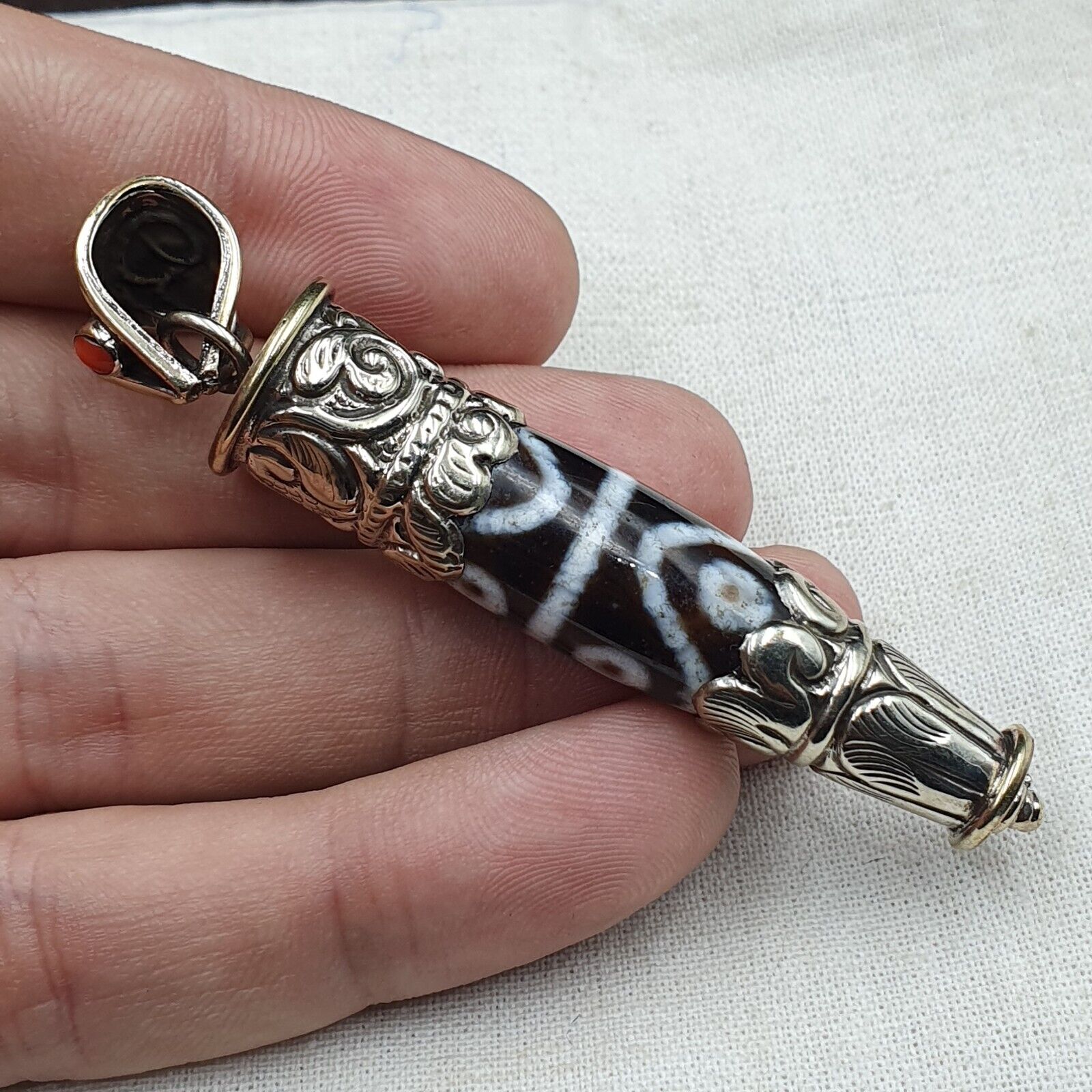 Rare 8 Eyes Tibetan Nepalese Agate bead dzi pendant Necklace TBN-8EY