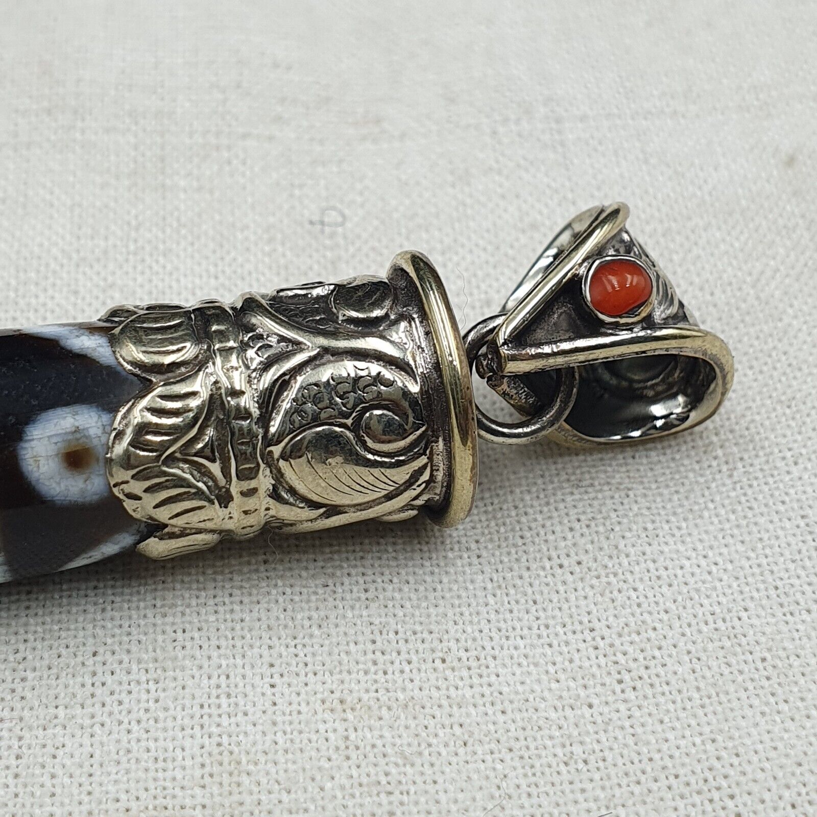 Rare 8 Eyes Tibetan Nepalese Agate bead dzi pendant Necklace TBN-8EY