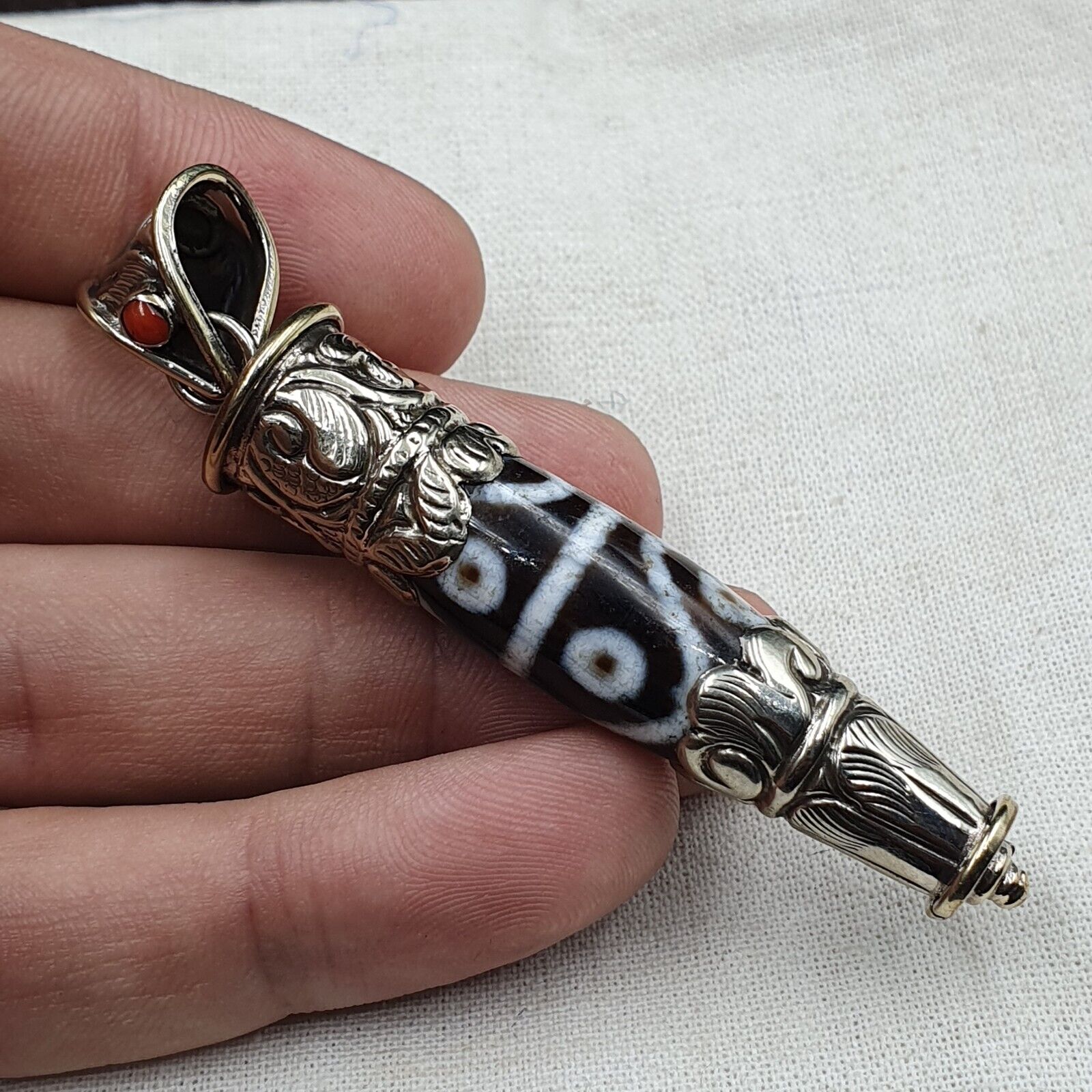 Rare 8 Eyes Tibetan Nepalese Agate bead dzi pendant Necklace TBN-8EY