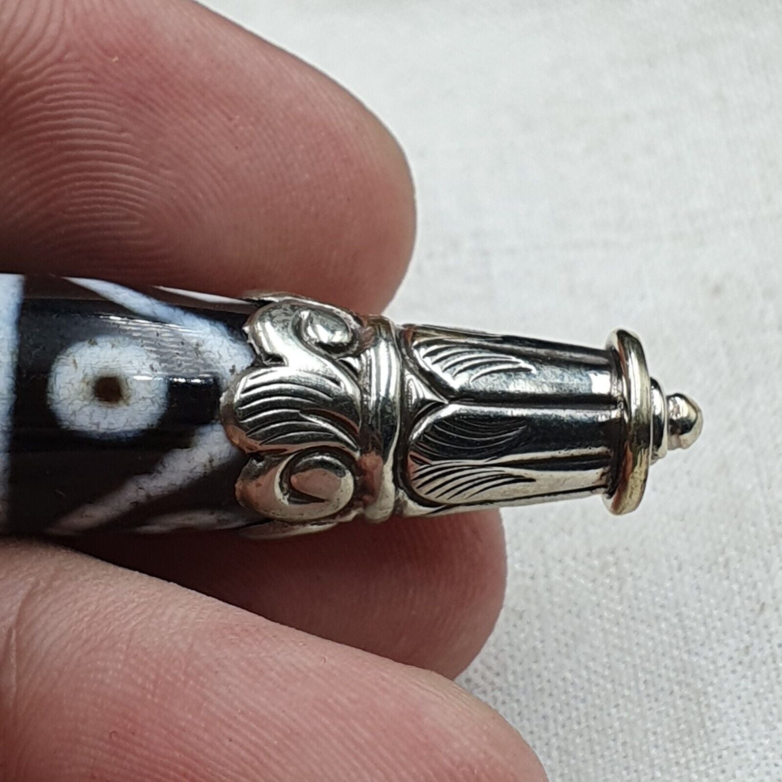 Rare 8 Eyes Tibetan Nepalese Agate bead dzi pendant Necklace TBN-8EY