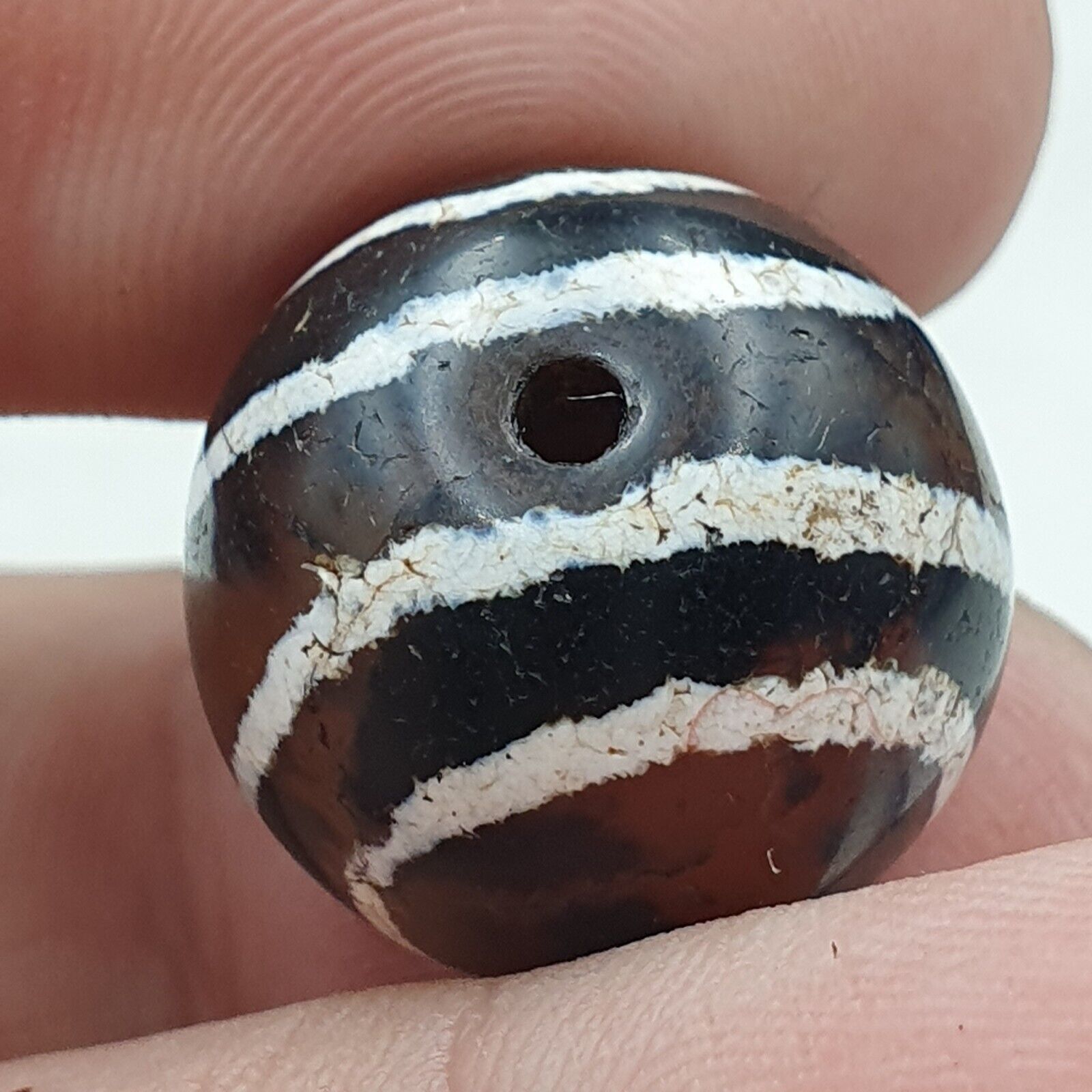 ETC-11-2 Antique Tibetan Etched Agate Bead Decorated Carnelian Beads