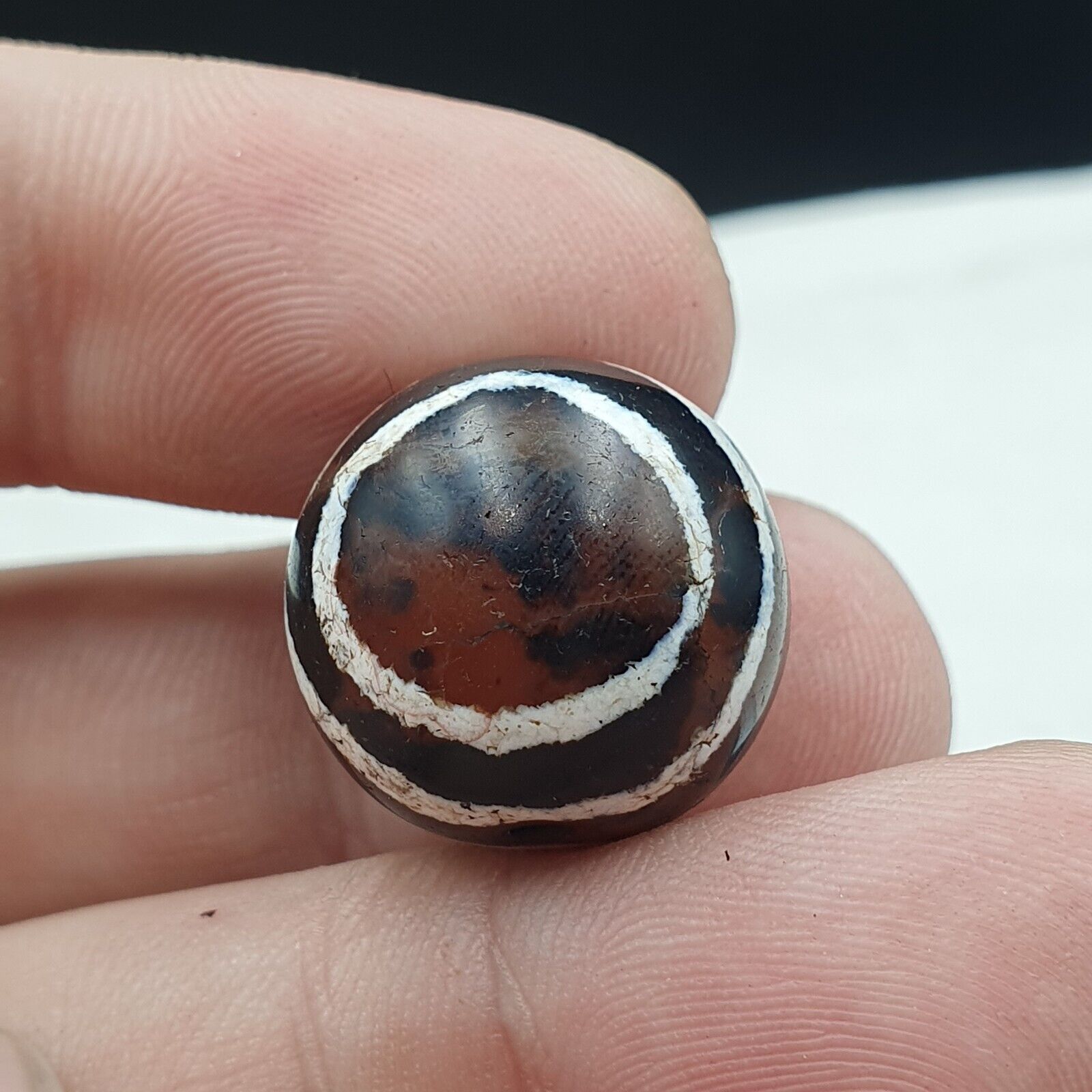 ETC-11-2 Antique Tibetan Etched Agate Bead Decorated Carnelian Beads