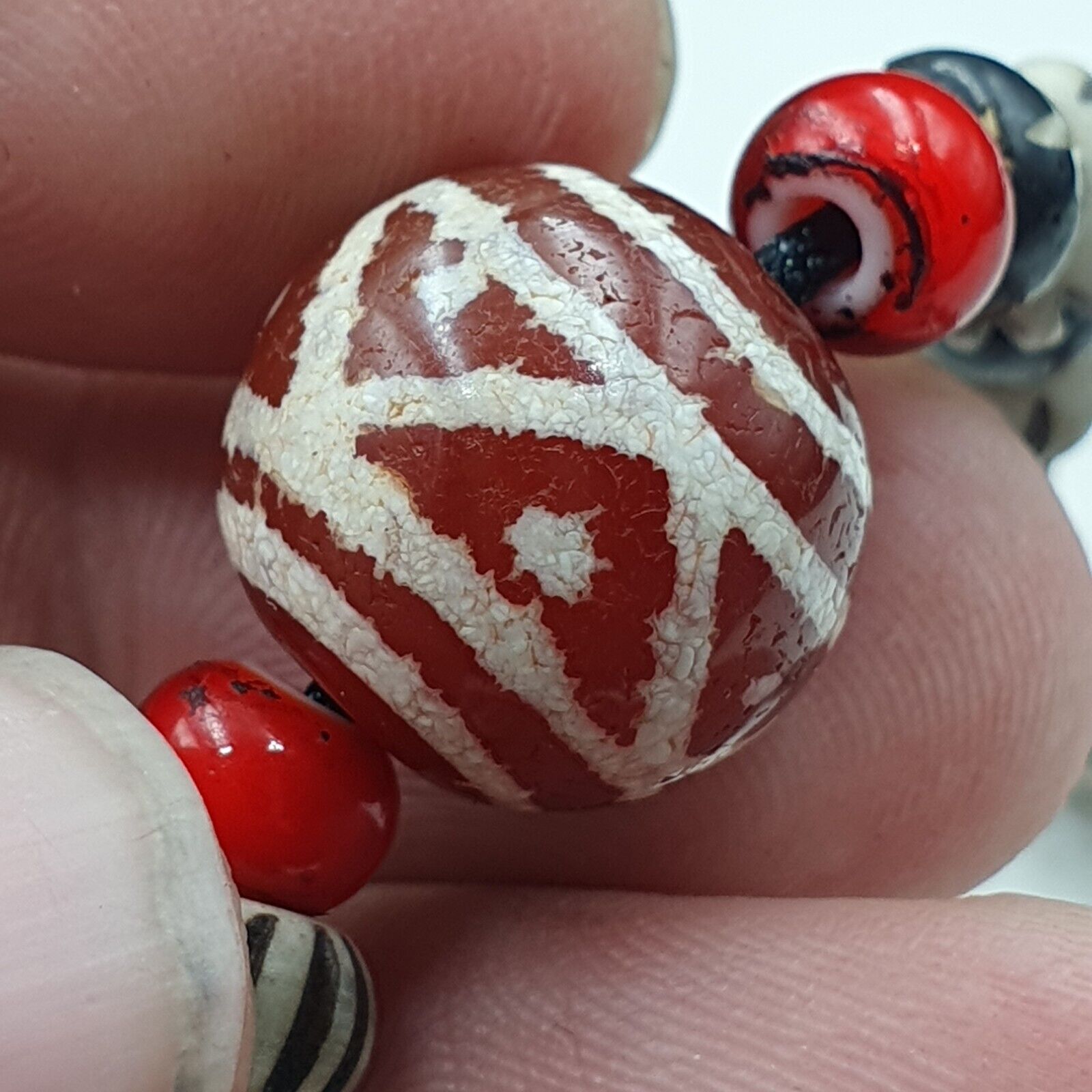 BEAUTIFUL LOT Antique Himalayan Indo Tibetan Etched Agate Beads lot Necklace