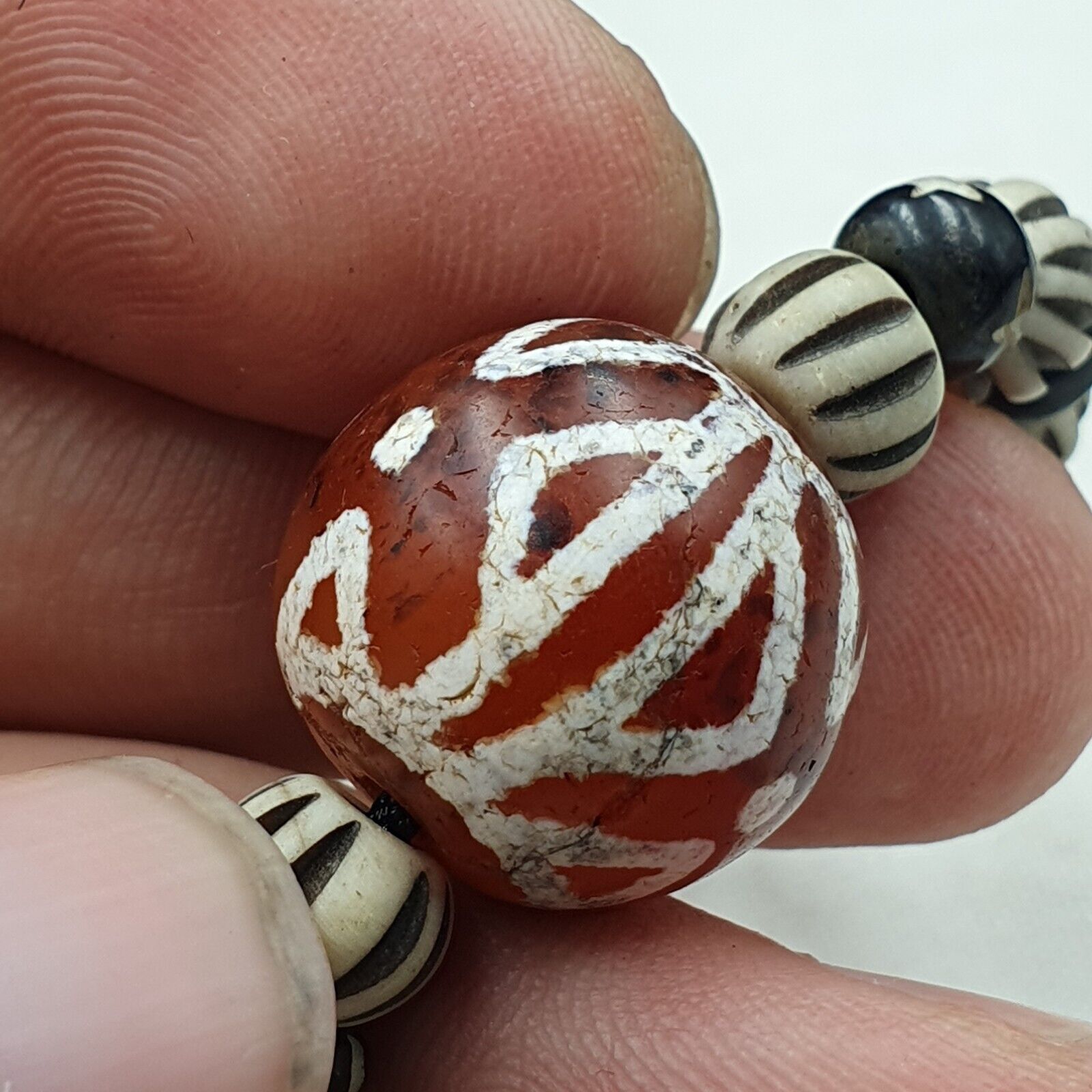 BEAUTIFUL LOT Antique Himalayan Indo Tibetan Etched Agate Beads lot Necklace