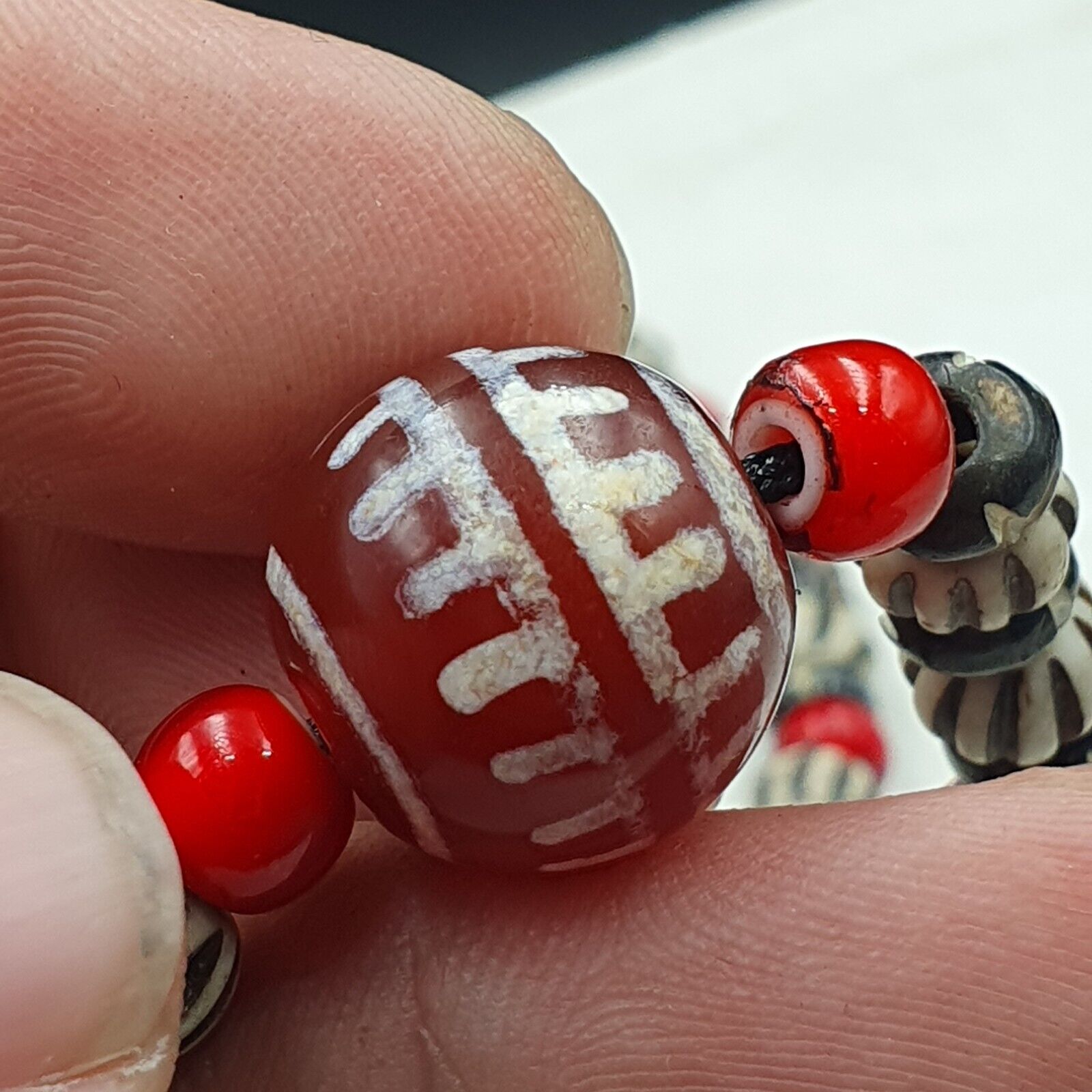 BEAUTIFUL LOT Antique Himalayan Indo Tibetan Etched Agate Beads lot Necklace