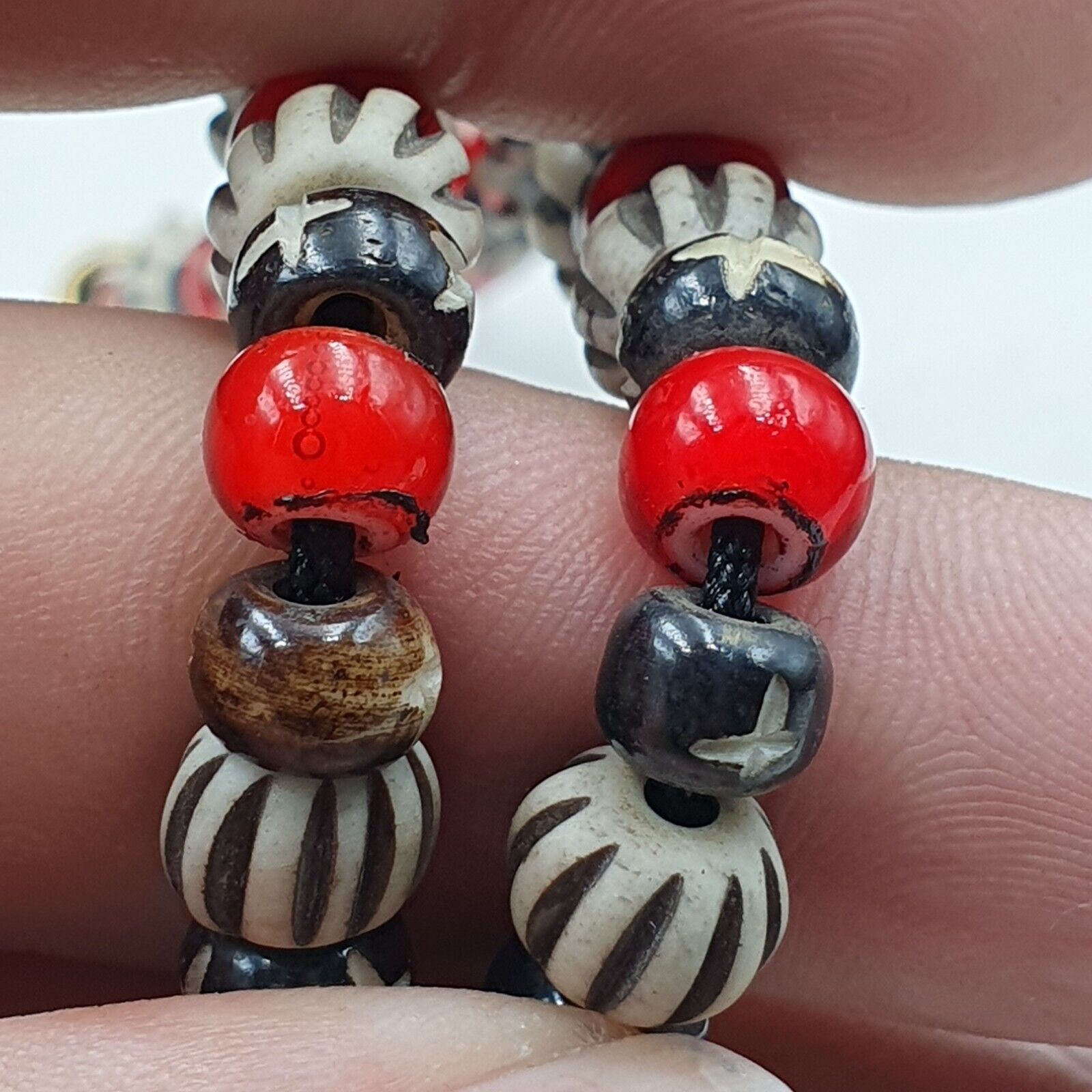 BEAUTIFUL LOT Antique Himalayan Indo Tibetan Etched Agate Beads lot Necklace