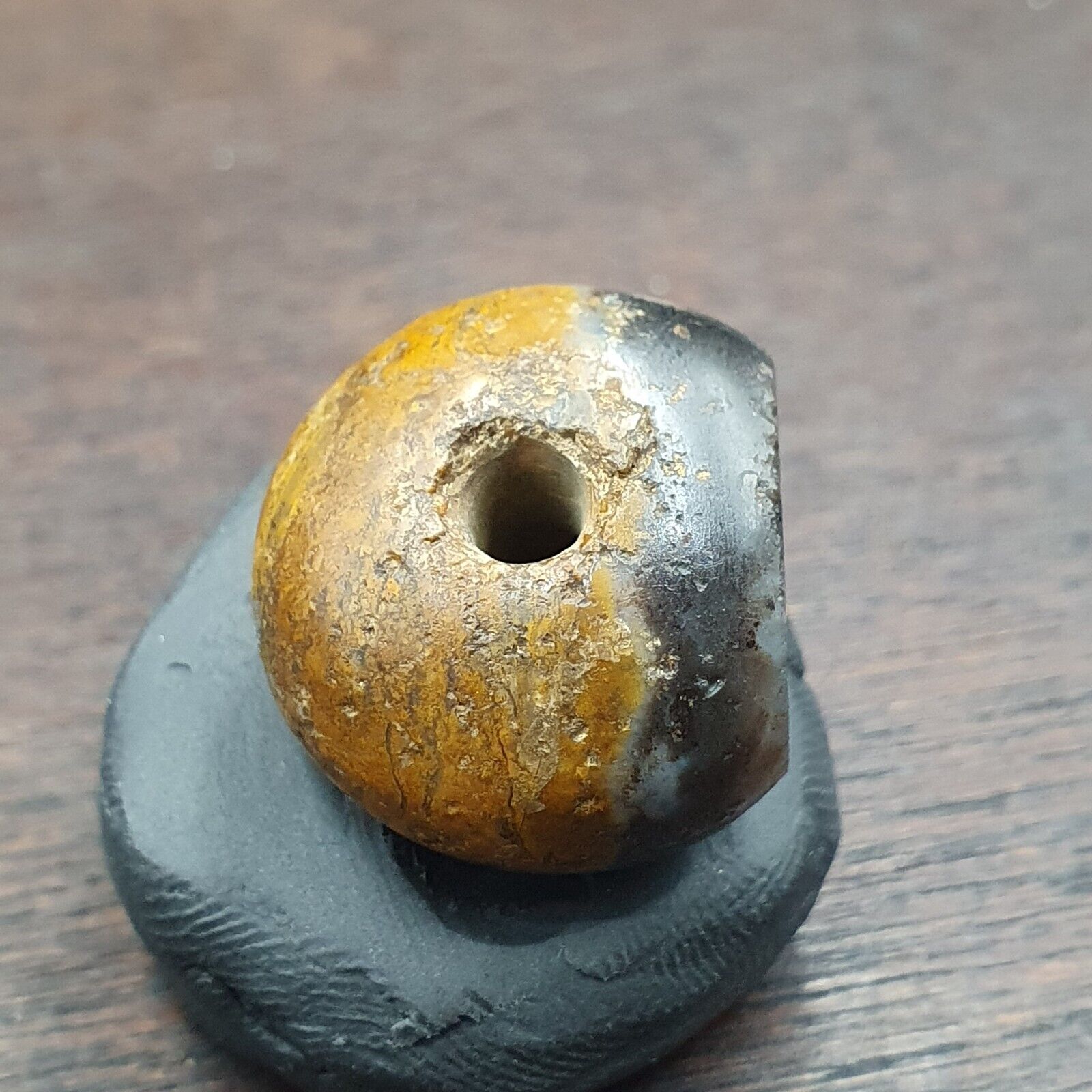 Unidentified King Face Ancient Agate Stamp Seal Very rare Bead.