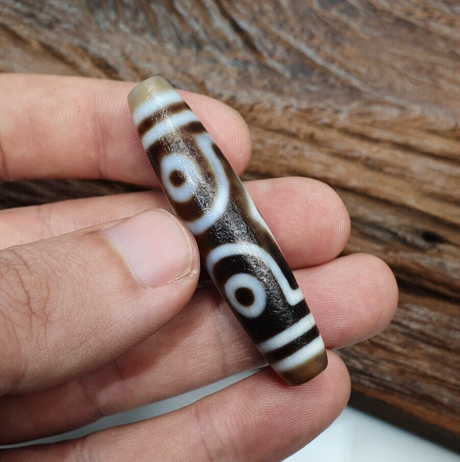 Tibetan Himalayan Agate 3 eyes in eye Dzi Bead Amulet circle and Square Eyes