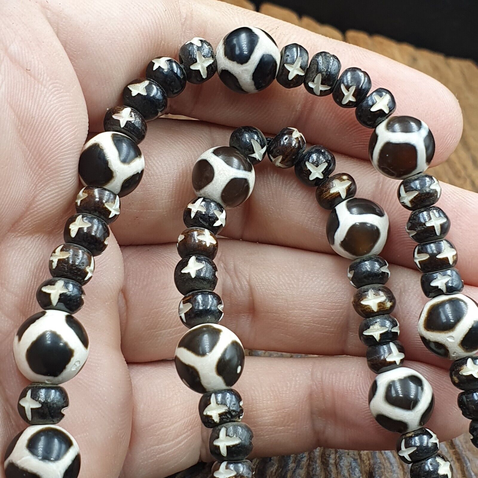 Dzi Agate Beads Vintage Himalayan Indo Tibetan Eye Beads Necklace