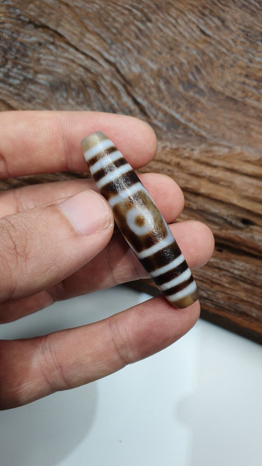 Tibetan Himalayan Agate 3 eyes in eye Dzi Bead Amulet circle and Square Eyes