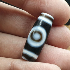 Vintage Old Tibetan 2 eyes in eye Dzi Bead Amulet Sqaure and circle Eye