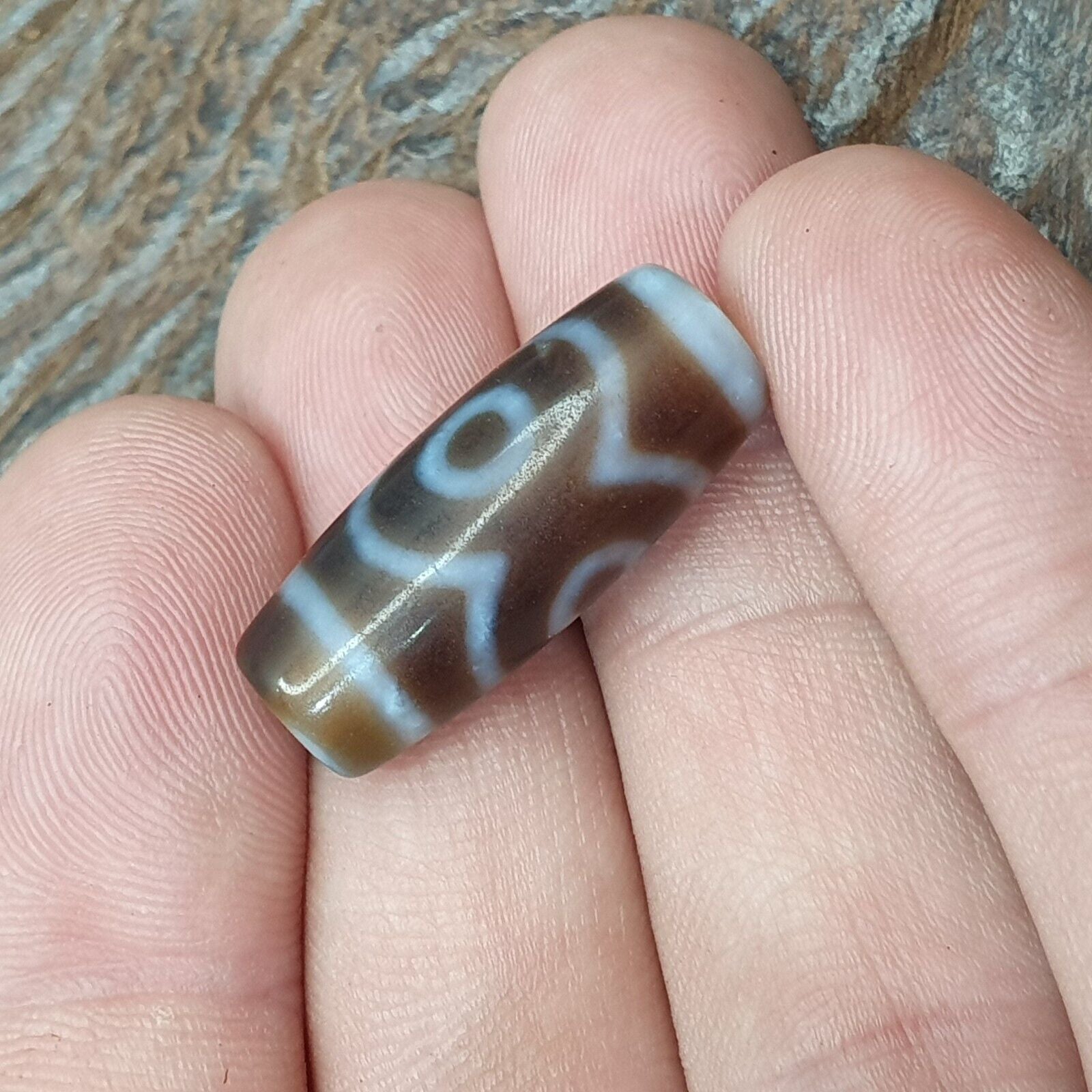 Vintage Old Tibetan 3 eyes in eye Dzi Bead Amulet  circle Eyes