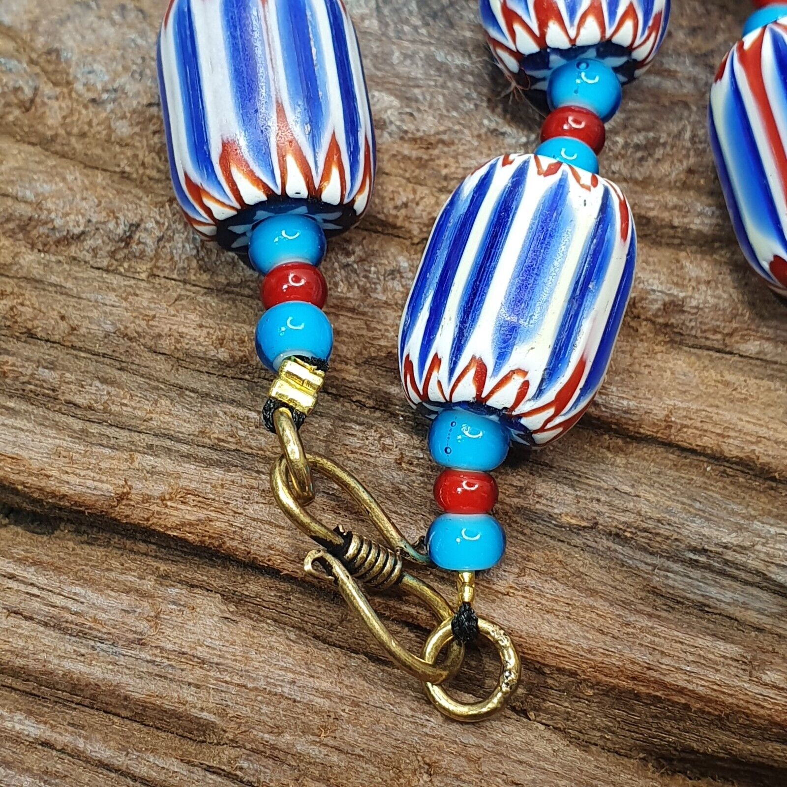 H-4B Vintage Venetian inspired Trade Blue Chevron and whiteheart Beads Strand