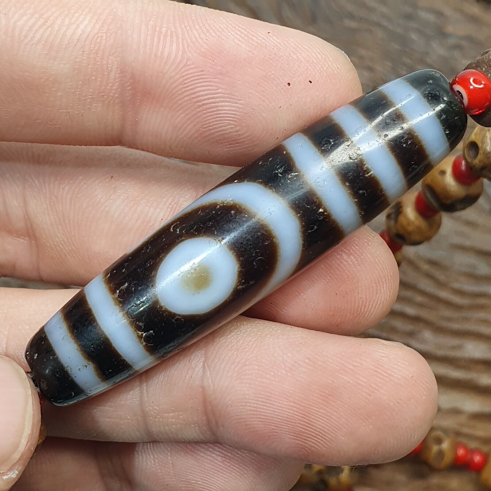 Antique Vintage Himalayan Indo Tibetan 2 eye Agate, carving Skull Beads Necklace