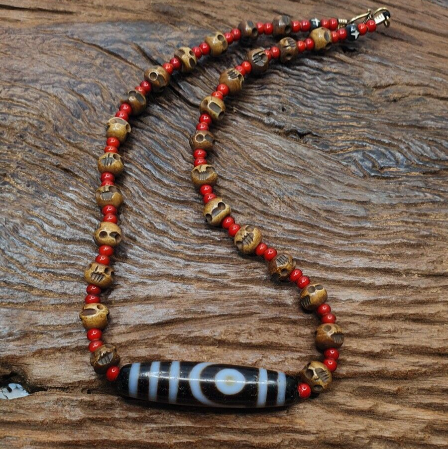 Antique Vintage Himalayan Indo Tibetan 2 eye Agate, carving Skull Beads Necklace