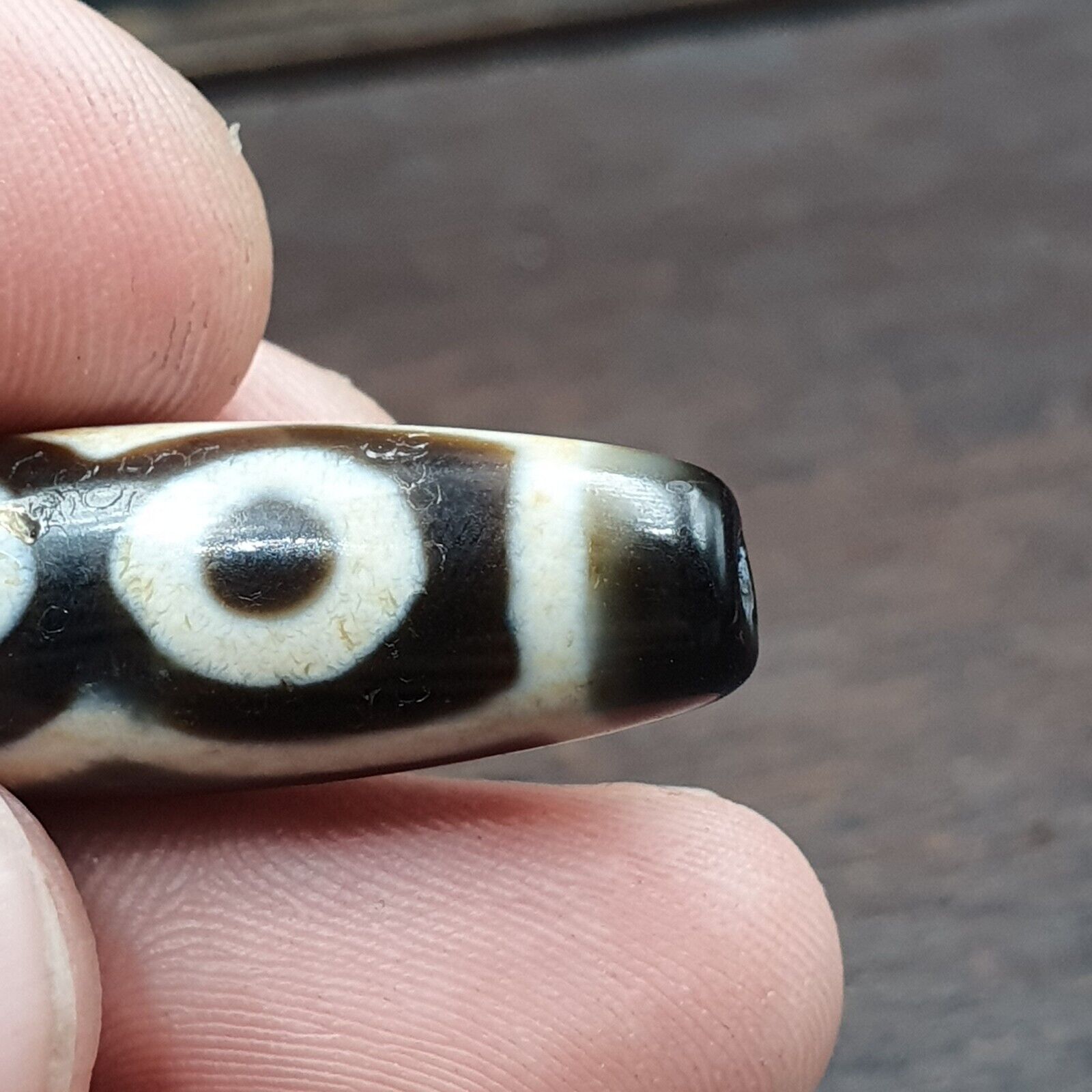 3 Eyes Vintage Old Himalayan Indo Tibetan Agate Beads Unique pattern STB-11