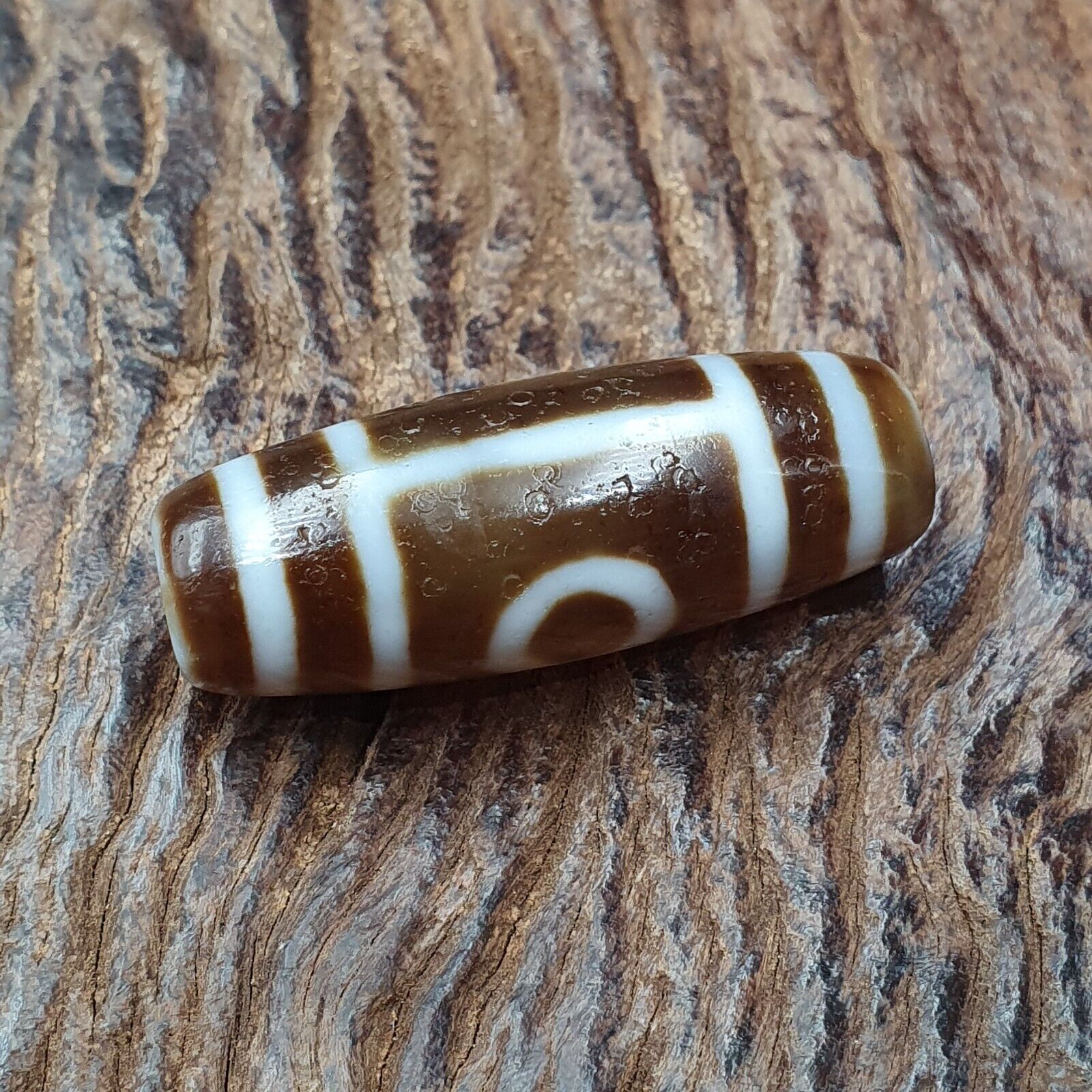 Tibetan Old 2 eyes Agate Dzi Bead Unique Pattern Amulet Pendant STB-14