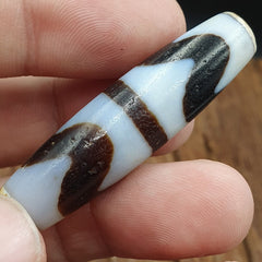 Himalayan Indo Tibetan Agate ZigZag Lines Bead unique Patterns Dzi Amulet