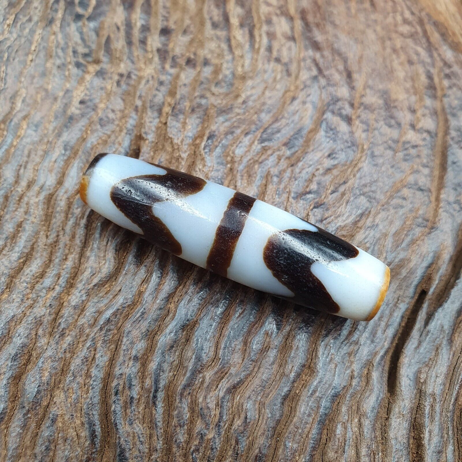 Himalayan Indo Tibetan Agate ZigZag Lines Bead unique Patterns Dzi Amulet