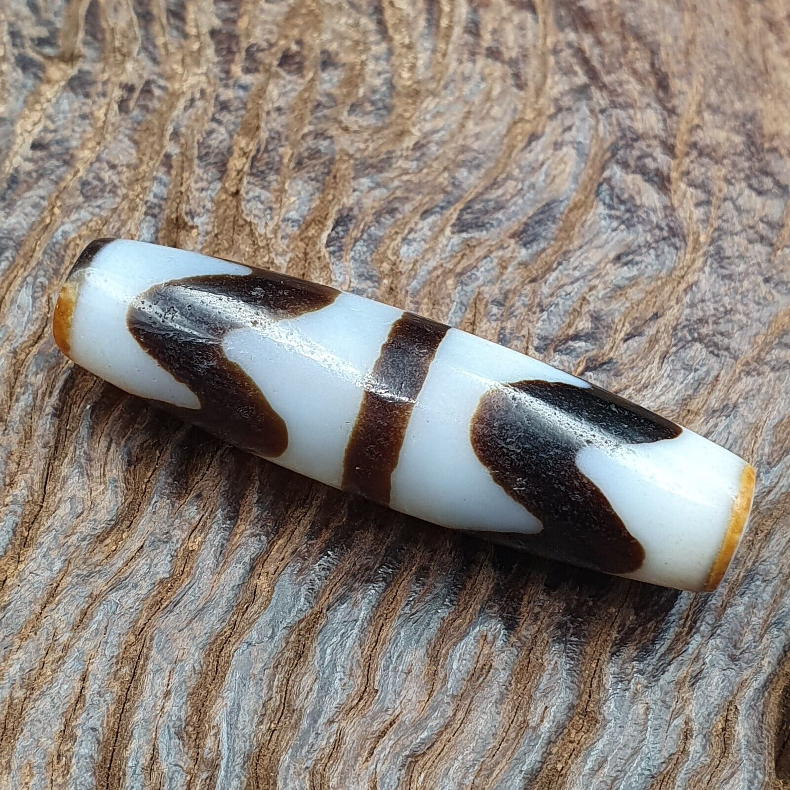 Himalayan Indo Tibetan Agate ZigZag Lines Bead unique Patterns Dzi Amulet