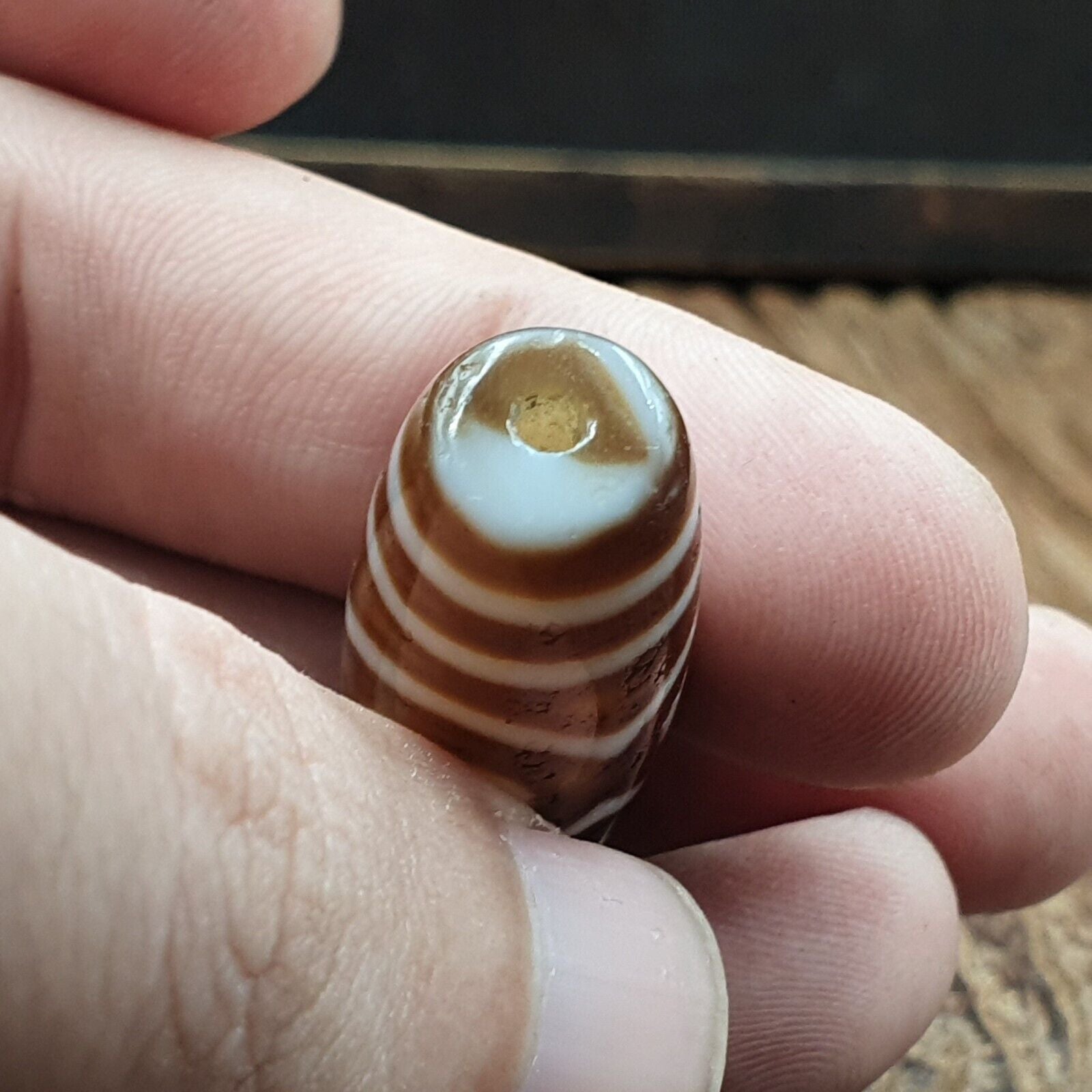 Tibetan Old 3 eyes Agate Dzi Bead Unique Pattern Amulet Pendant STB-13