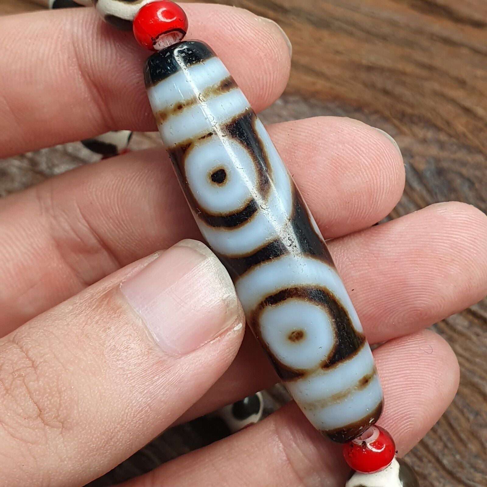 Antique Vintage Old Himalayan Indo Tibetan Agate Beads Unique pattern Bracelet