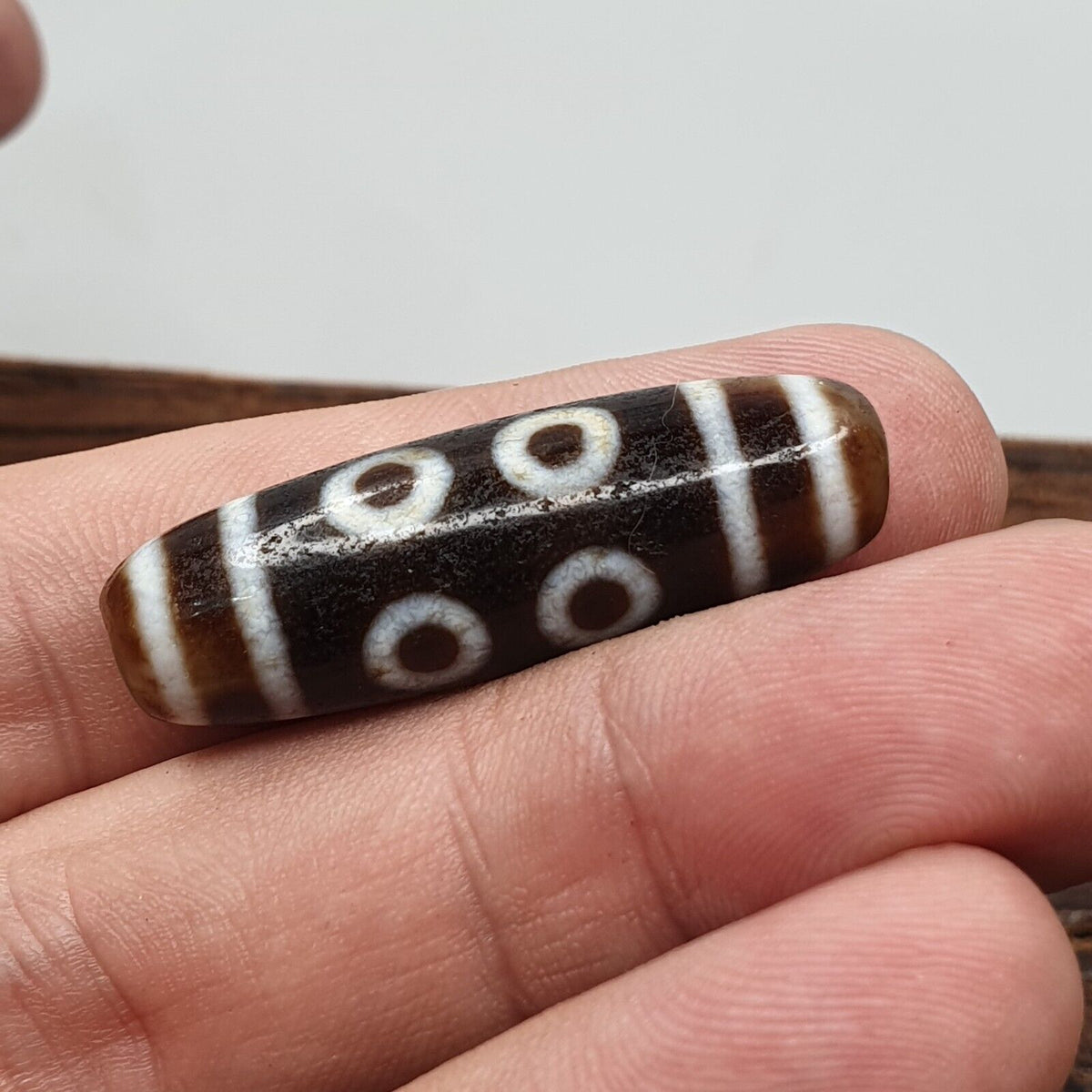 Old Tibetan Himalayan 8 Eyes 4 Stripes Agate stone Dzi Bead Amulet CT-6