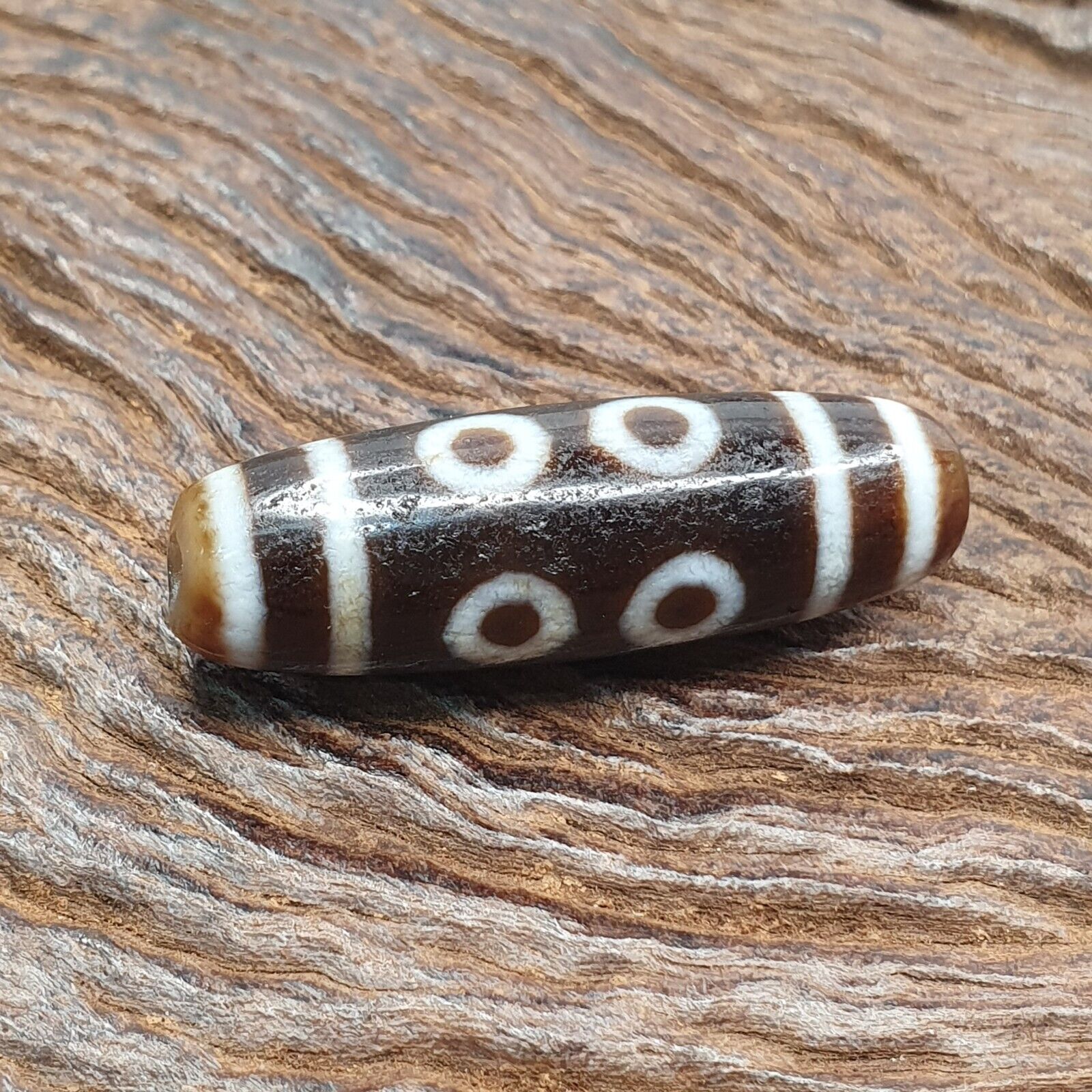 Old Tibetan Himalayan 8 Eyes 4 Stripes Agate stone Dzi Bead Amulet CT-6