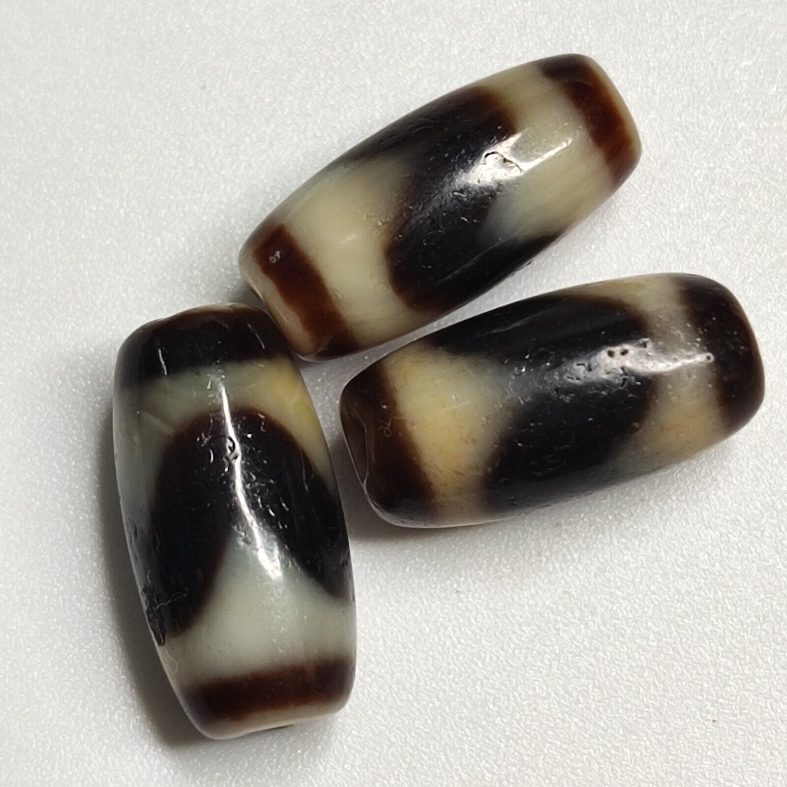 Lot 3 Powerful Unique patterns  Tibetan Agate Dzi Bead Amulet 130