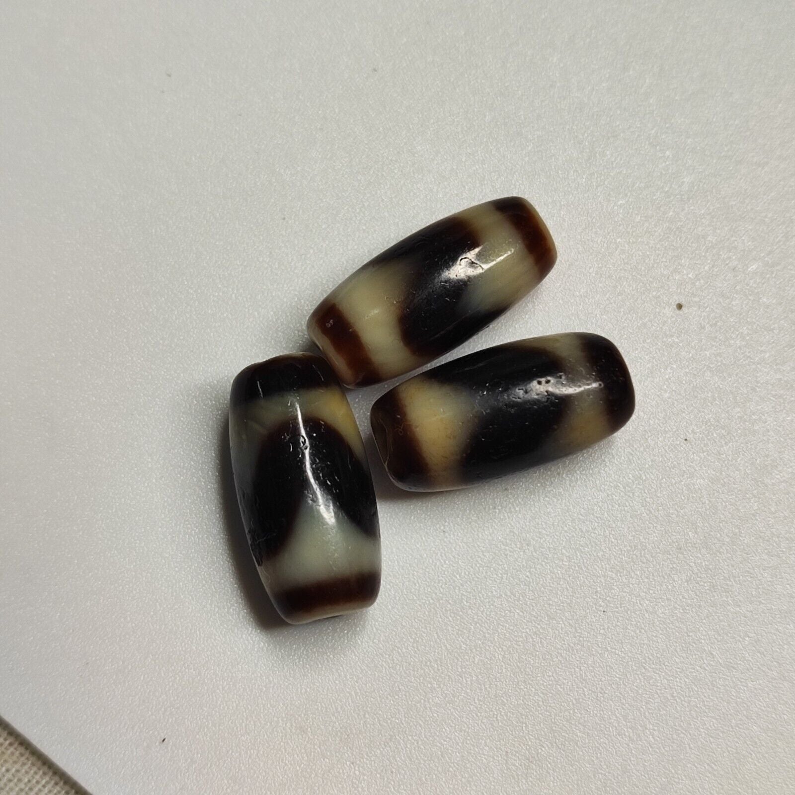 Lot 3 Powerful Unique patterns  Tibetan Agate Dzi Bead Amulet 130