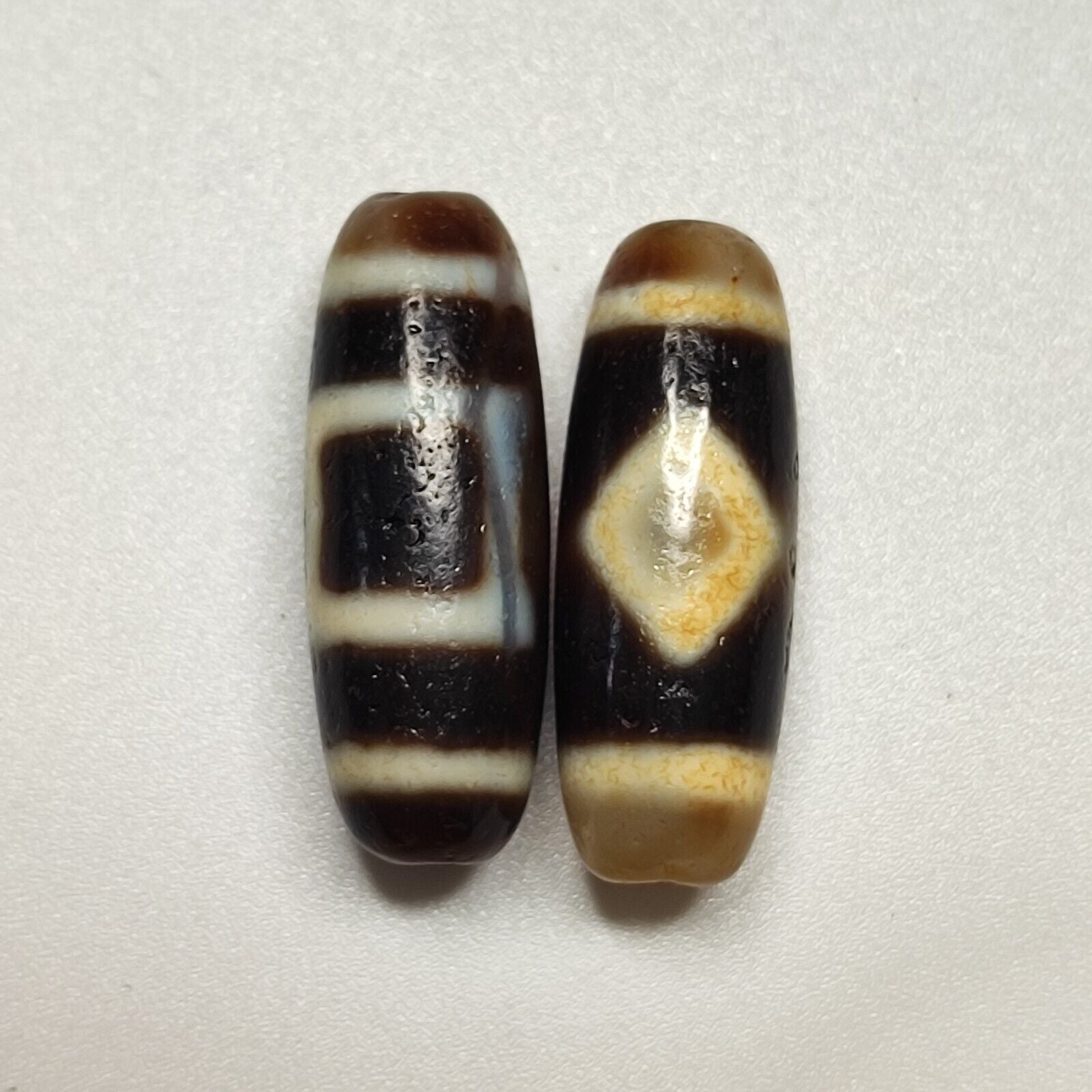 Lot 2 Powerful Diamond, Circle Eyes Antique Tibetan Agate Dzi Bead Amulet 125