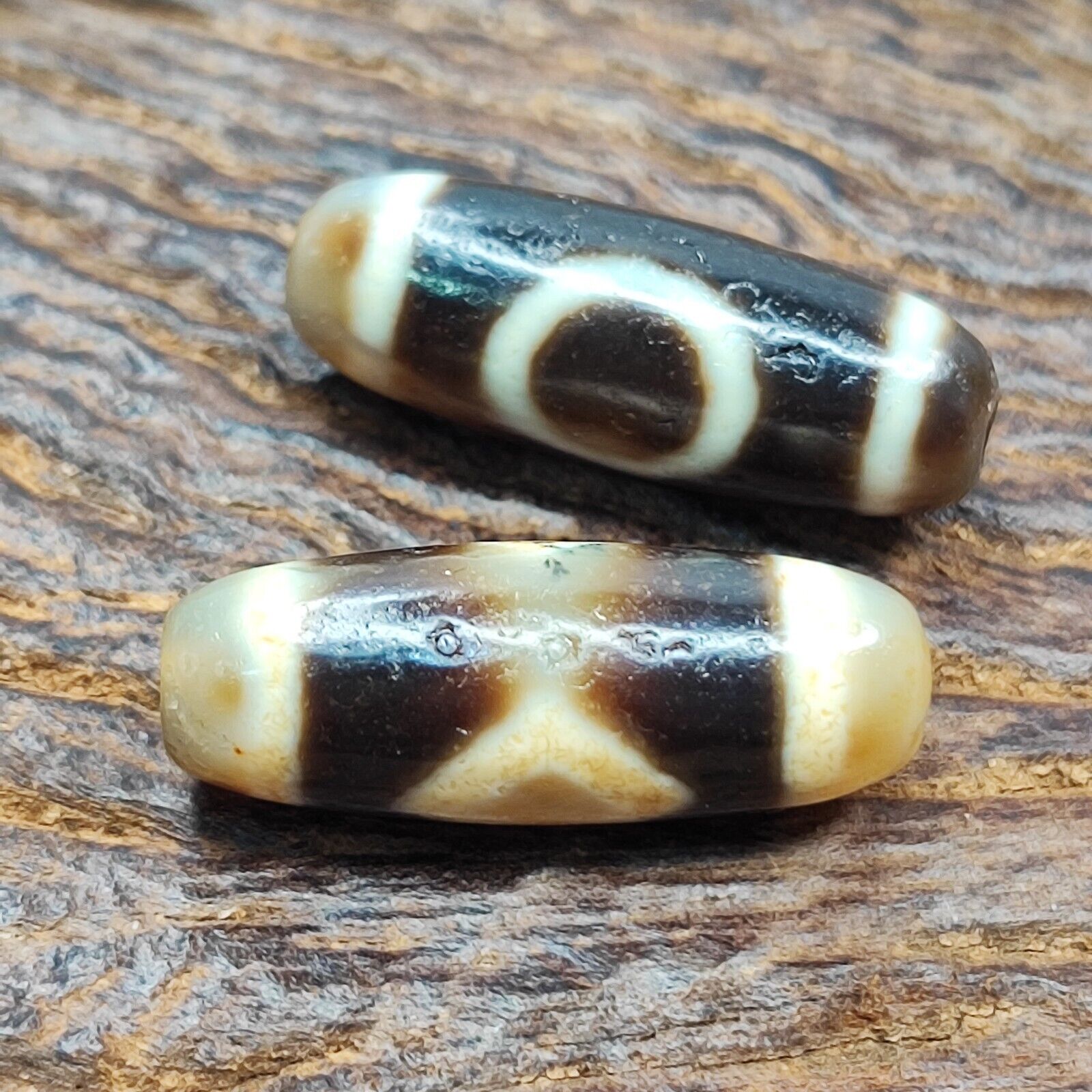 Lot 2 Powerful Diamond, Circle Eyes Antique Tibetan Agate Dzi Bead Amulet 125
