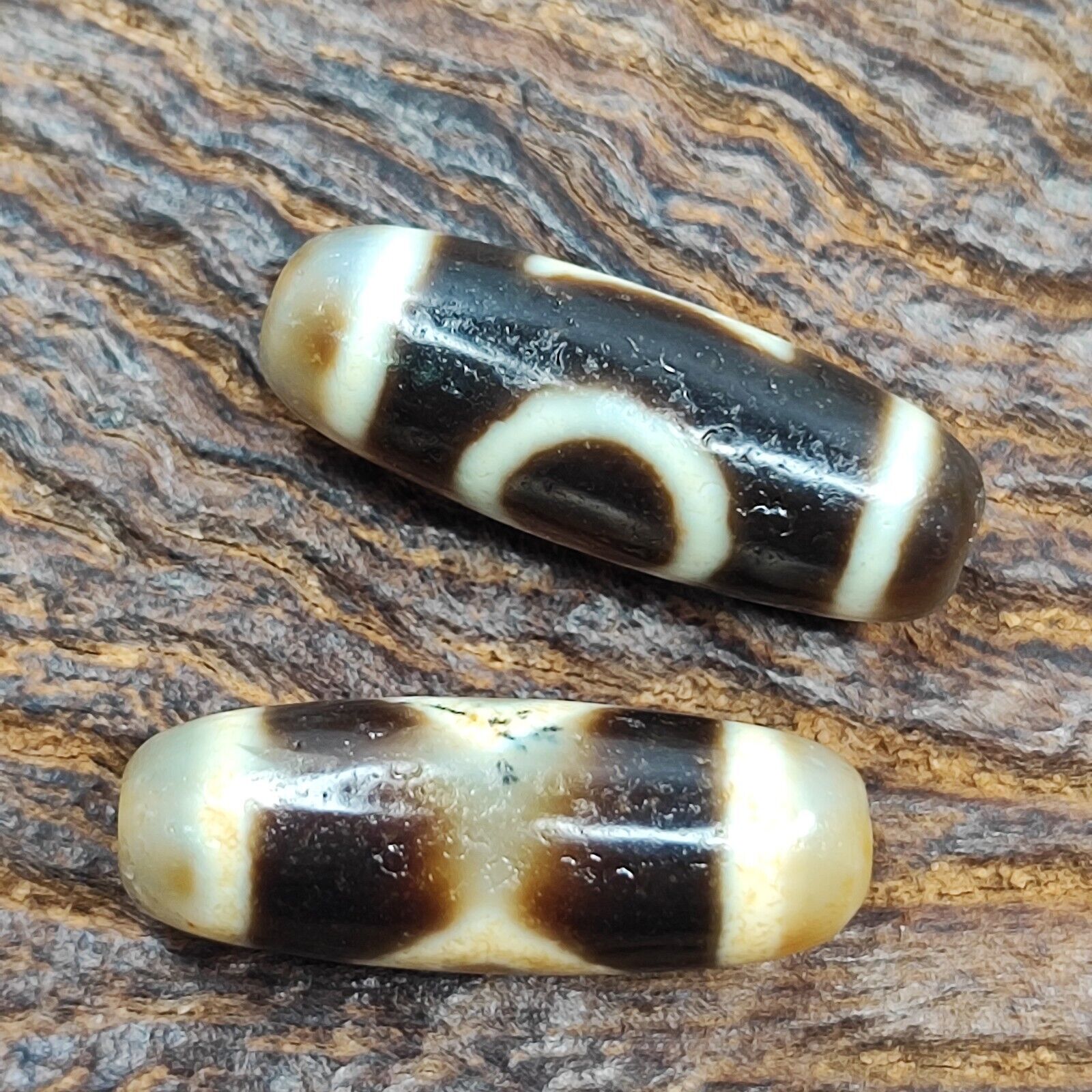 Lot 2 Powerful Diamond, Circle Eyes Antique Tibetan Agate Dzi Bead Amulet 125