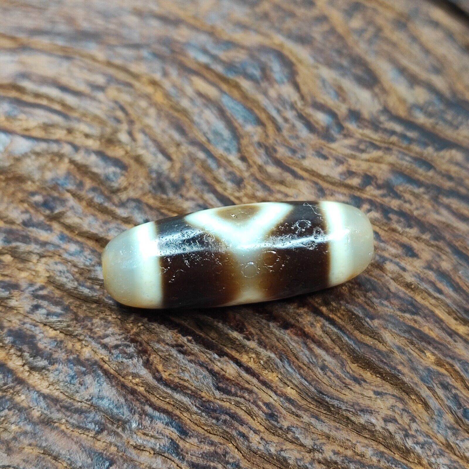 2 Diamond Eyes Antique Old Tibetan High Quality Agate Dzi Bead Amulet 122